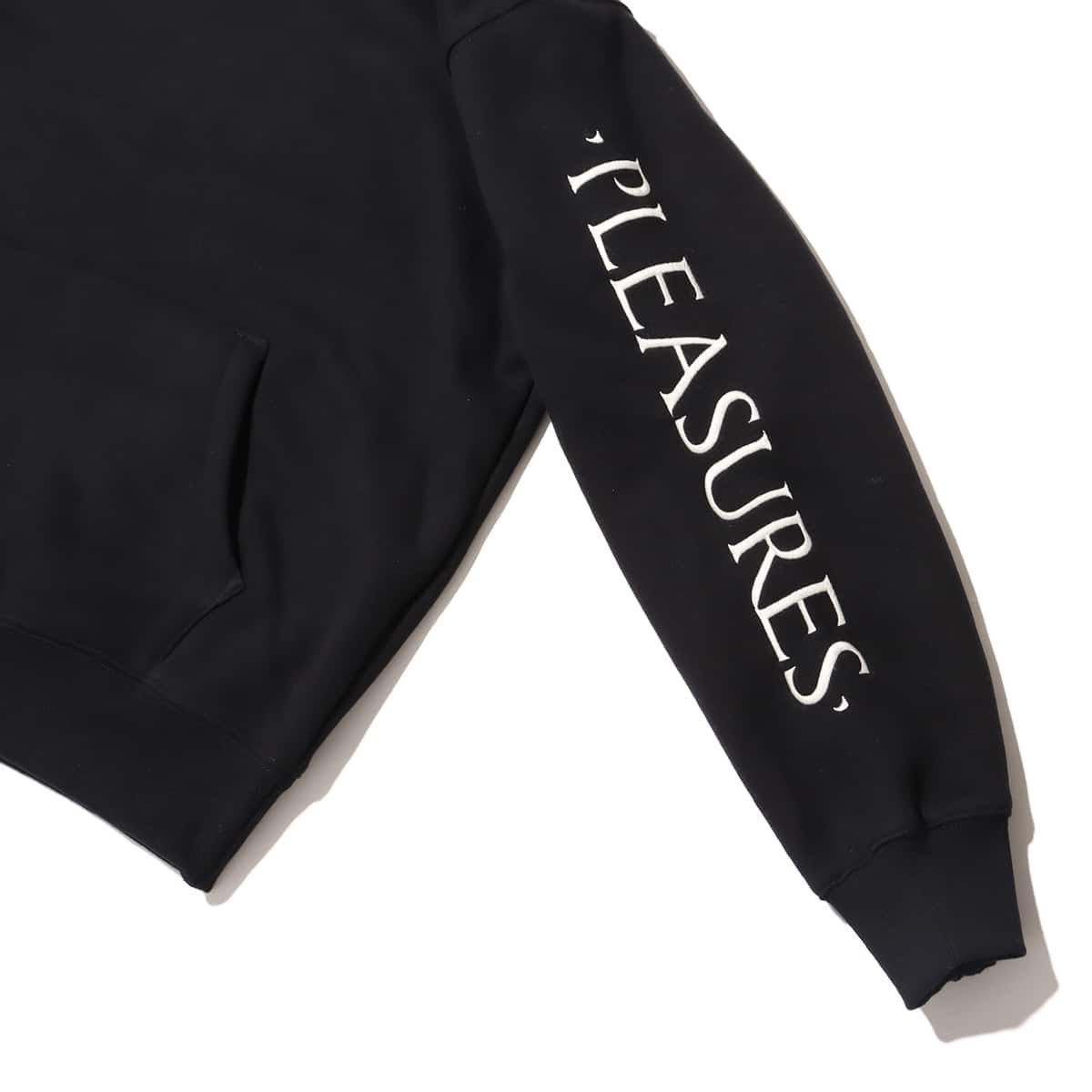 PLEASURES x Joy Division TEAR US APART HOODIE BLACK の画像