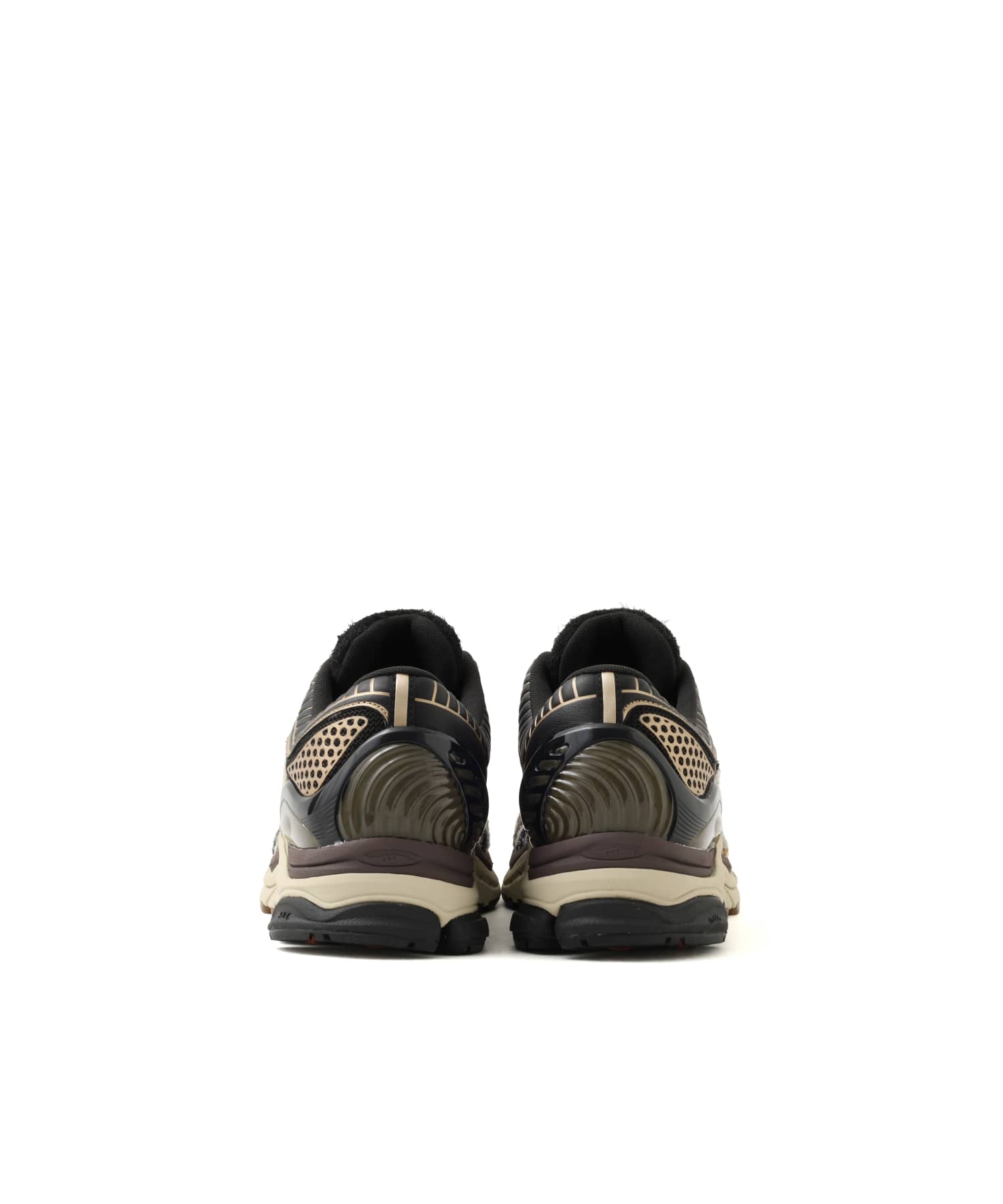 Saucony PROGRID PARAMOUNT SWEATER WEATHER BLACK/AUREATEの画像