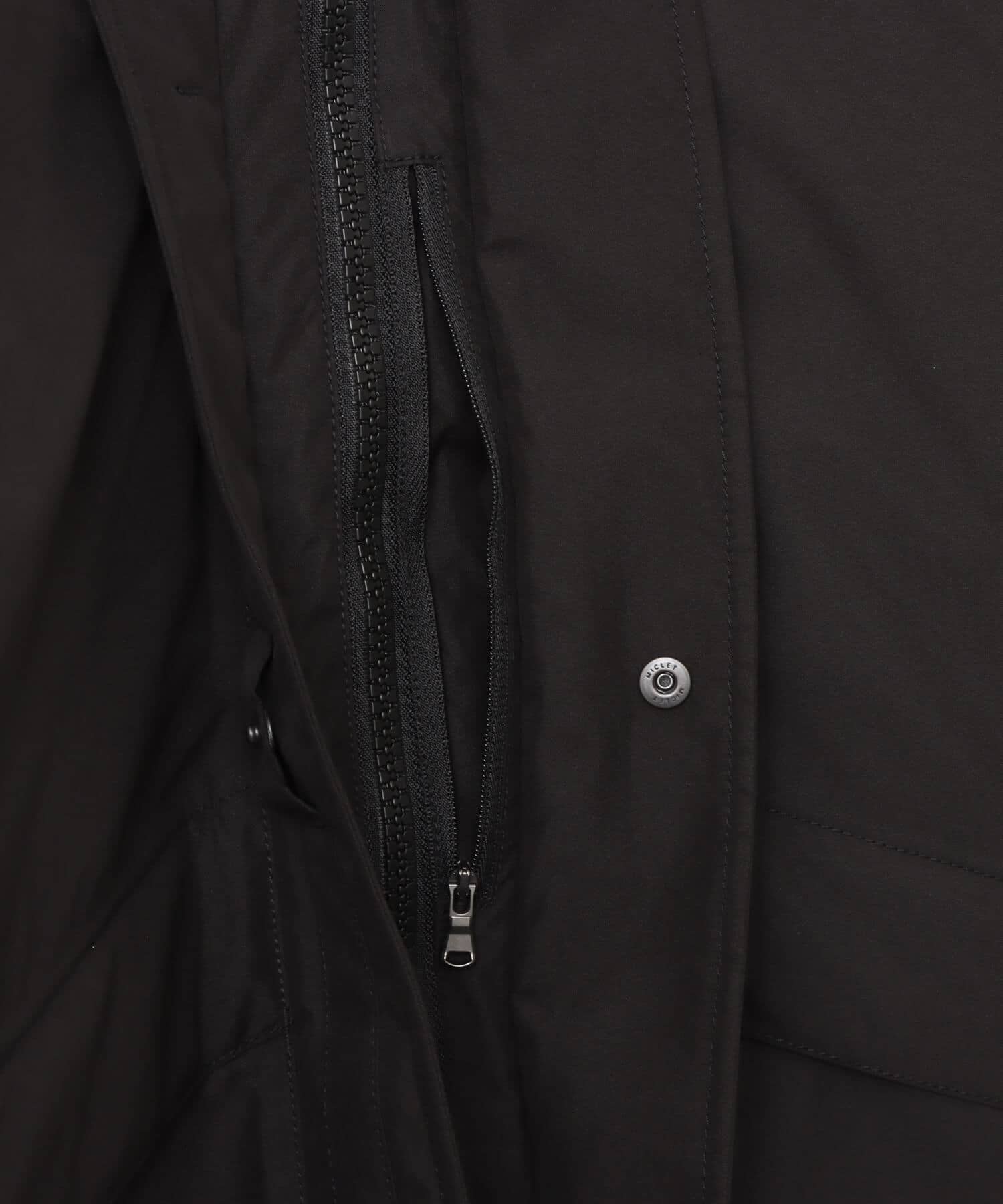 nanamica GORE-TEX Short Down Jacket Blackの画像