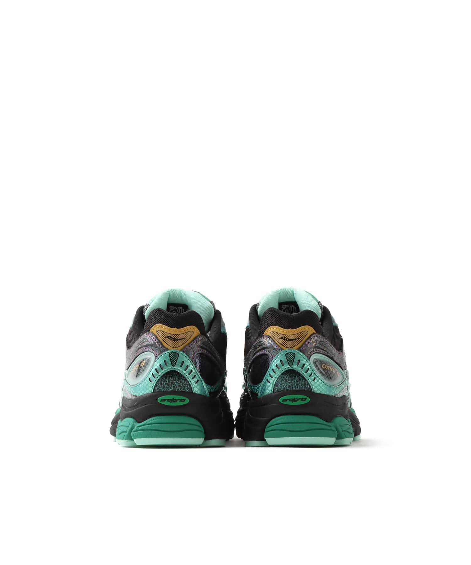 Saucony Progrid Omni 9 GREEN GLOWAの画像