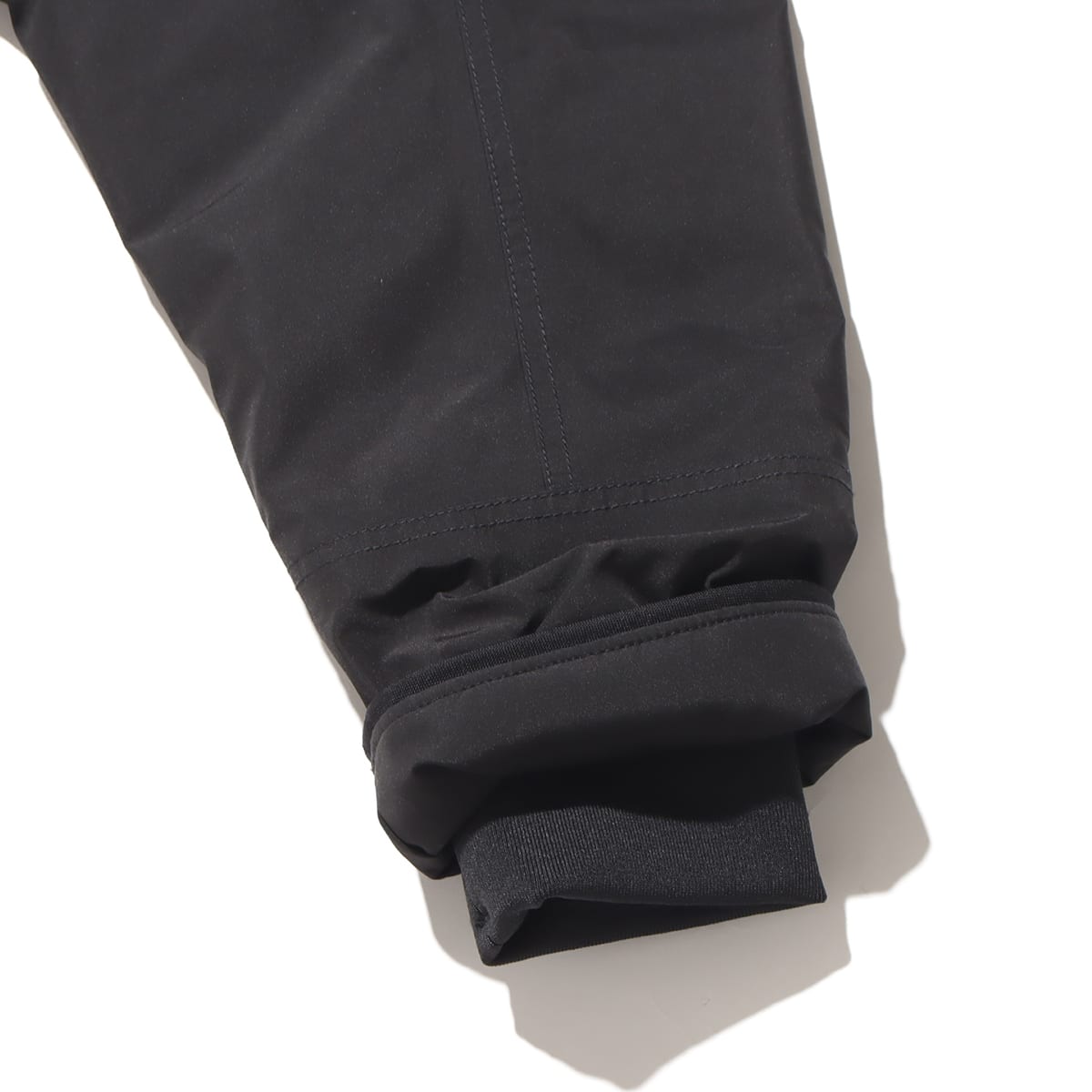 nanamica GORE-TEX Short Down Jacket Blackの画像