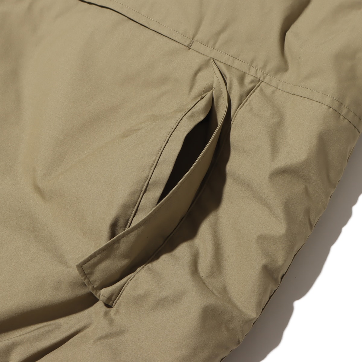 nanamica Insulation Vest Khaki 23FA-Iの画像