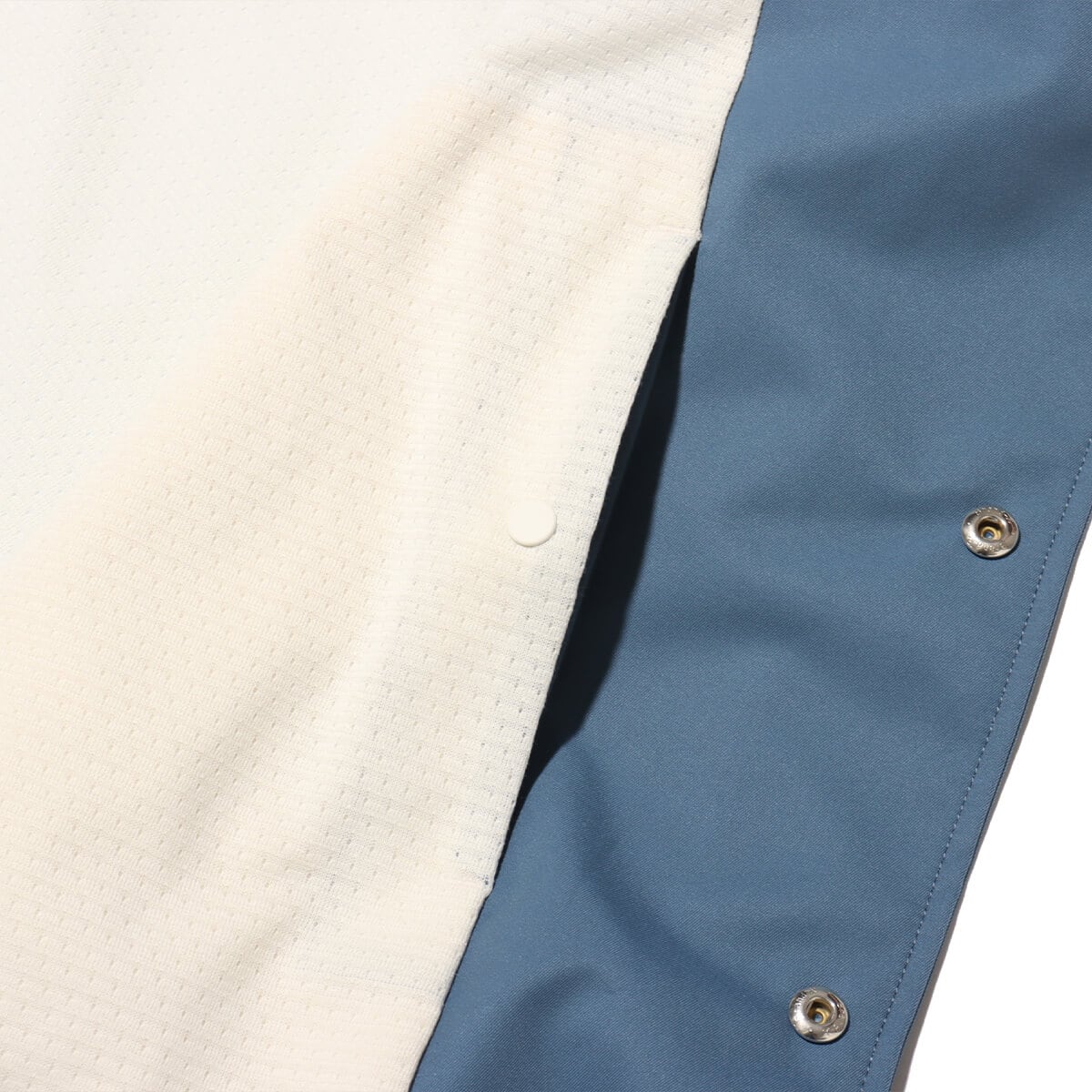 nanamica 2L GORE-TEX Coach Jacket Sax 24SP-Iの画像