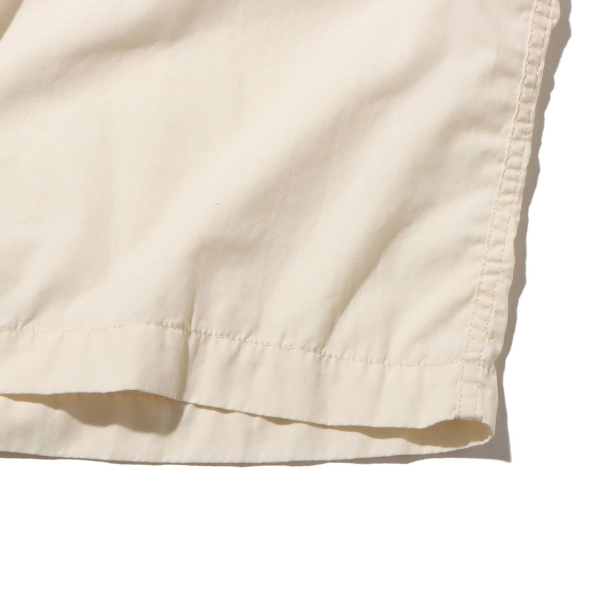 nanamica Easy Shorts Ecru 23SP-Iの画像