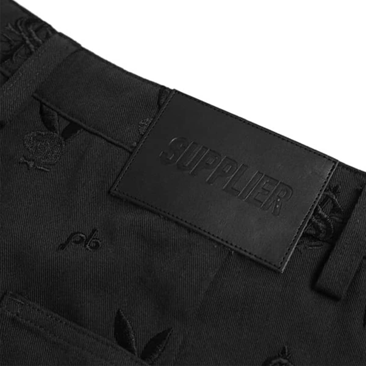 SUPPLIER PLAYBOY ALL OVER EMBROIDERY CARGOS BLACK 22SP-I