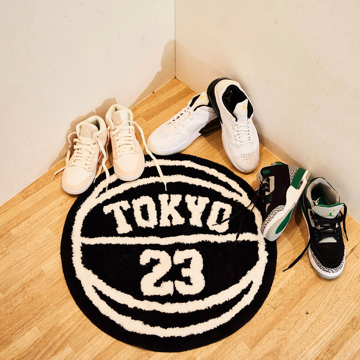 TOKYO 23 FLOOR MAT BLACK/WHITE 21FW-Iの画像