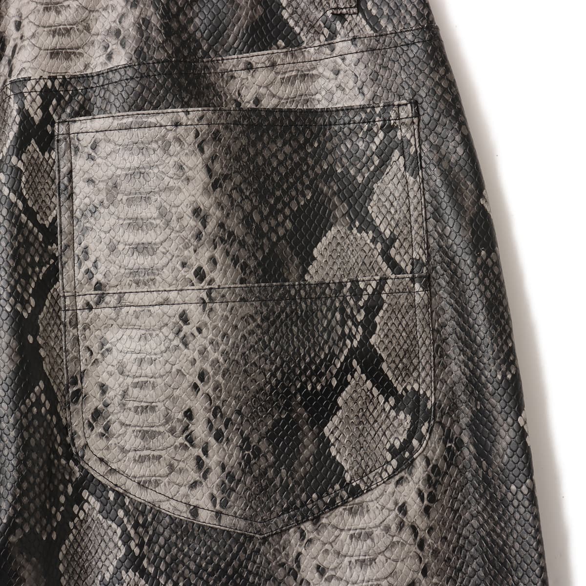 TOKYO 23 FAUX LEATHER SHORT PANTS MULTIの画像