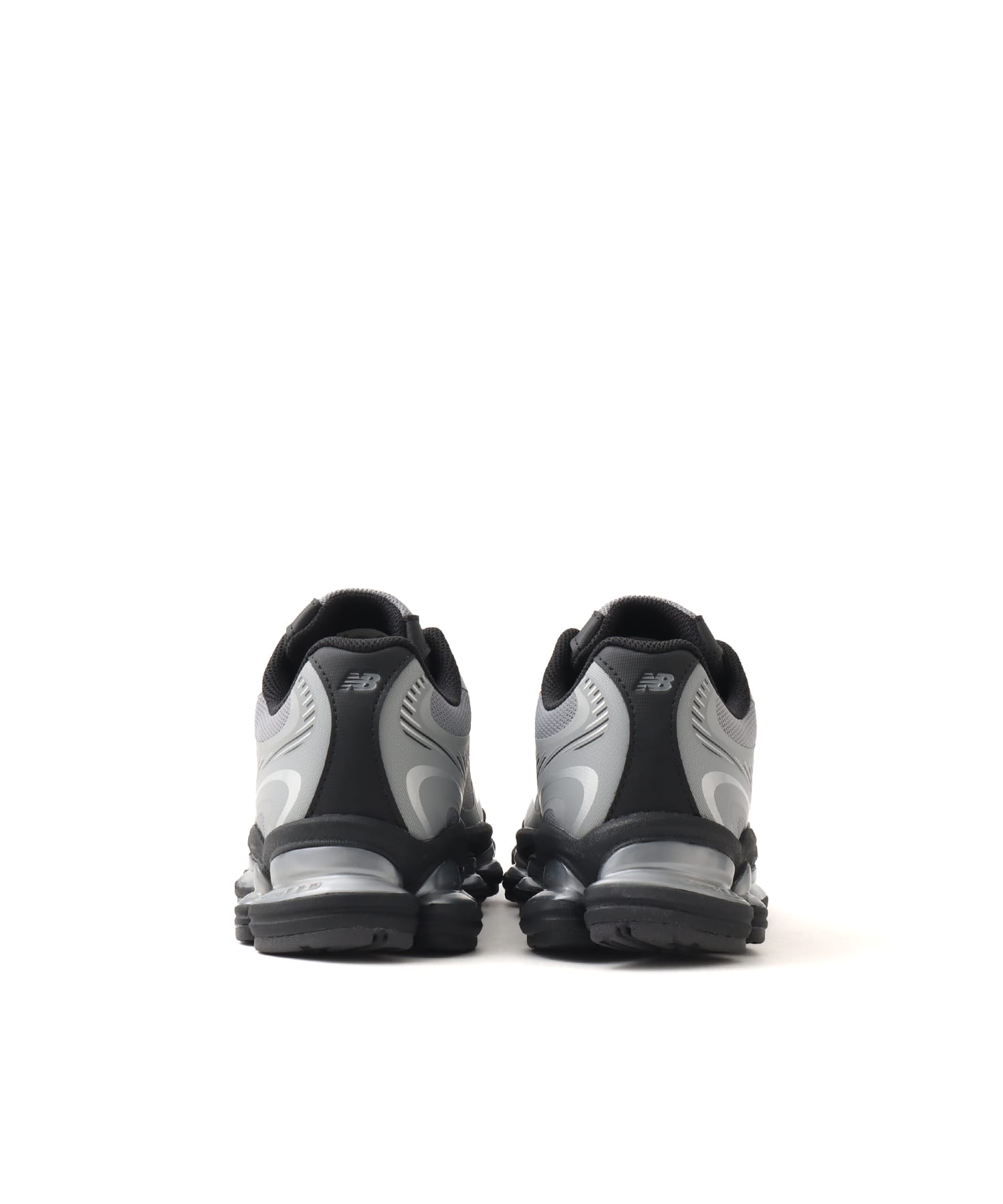 New Balance U20006OU SILVERの画像