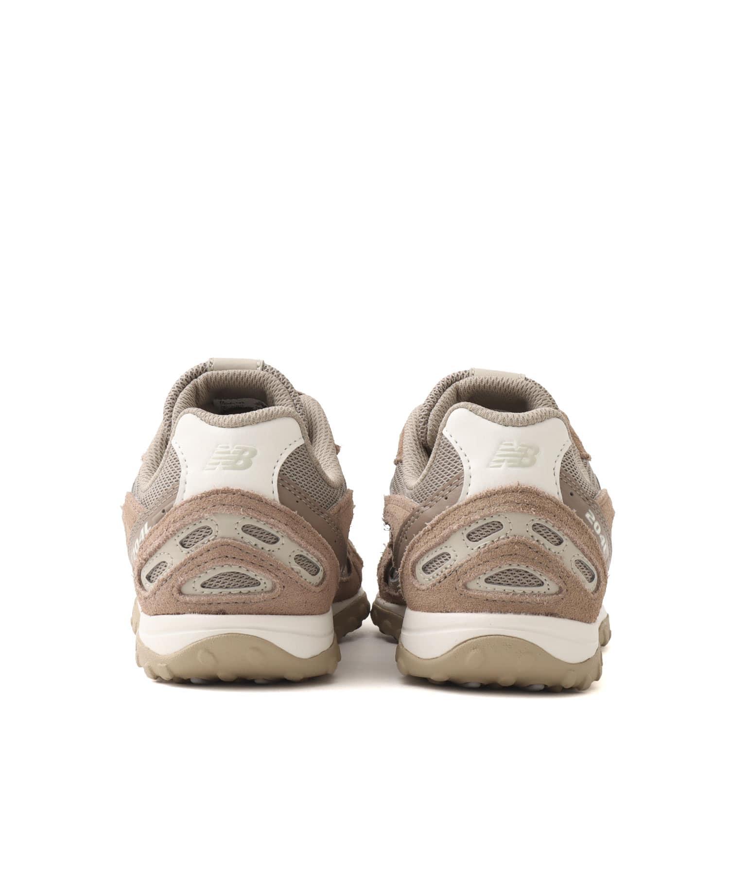 New Balance U204L155 BEIGEの画像