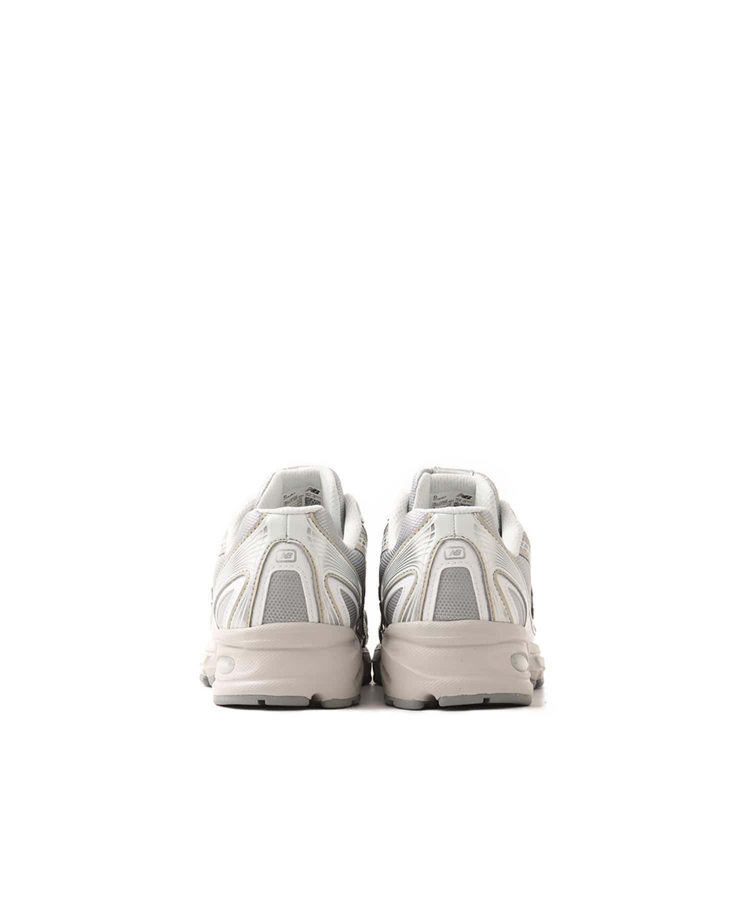 New Balance U7405I7 SILVERの画像
