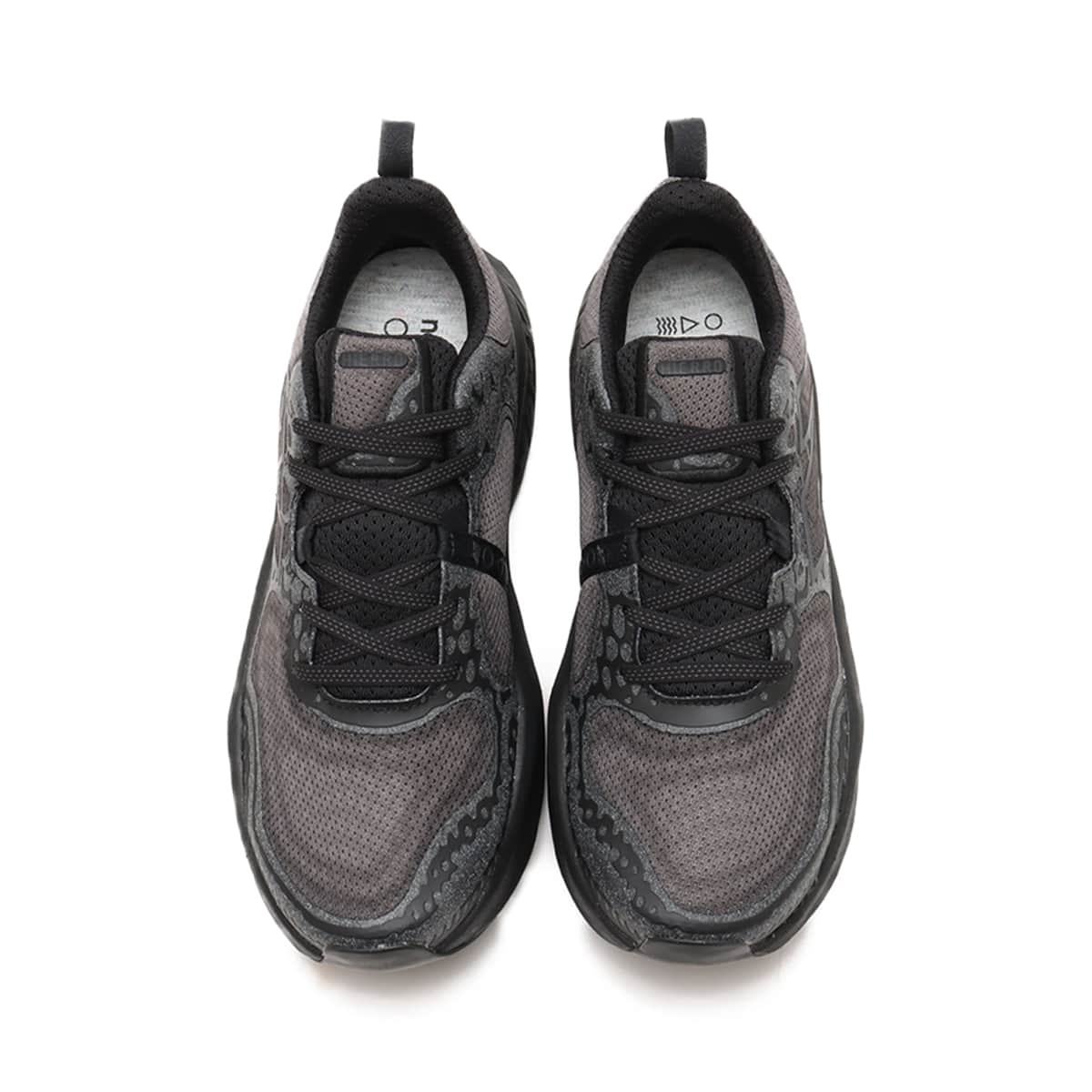 New Balance UHIERAE BLACK の画像