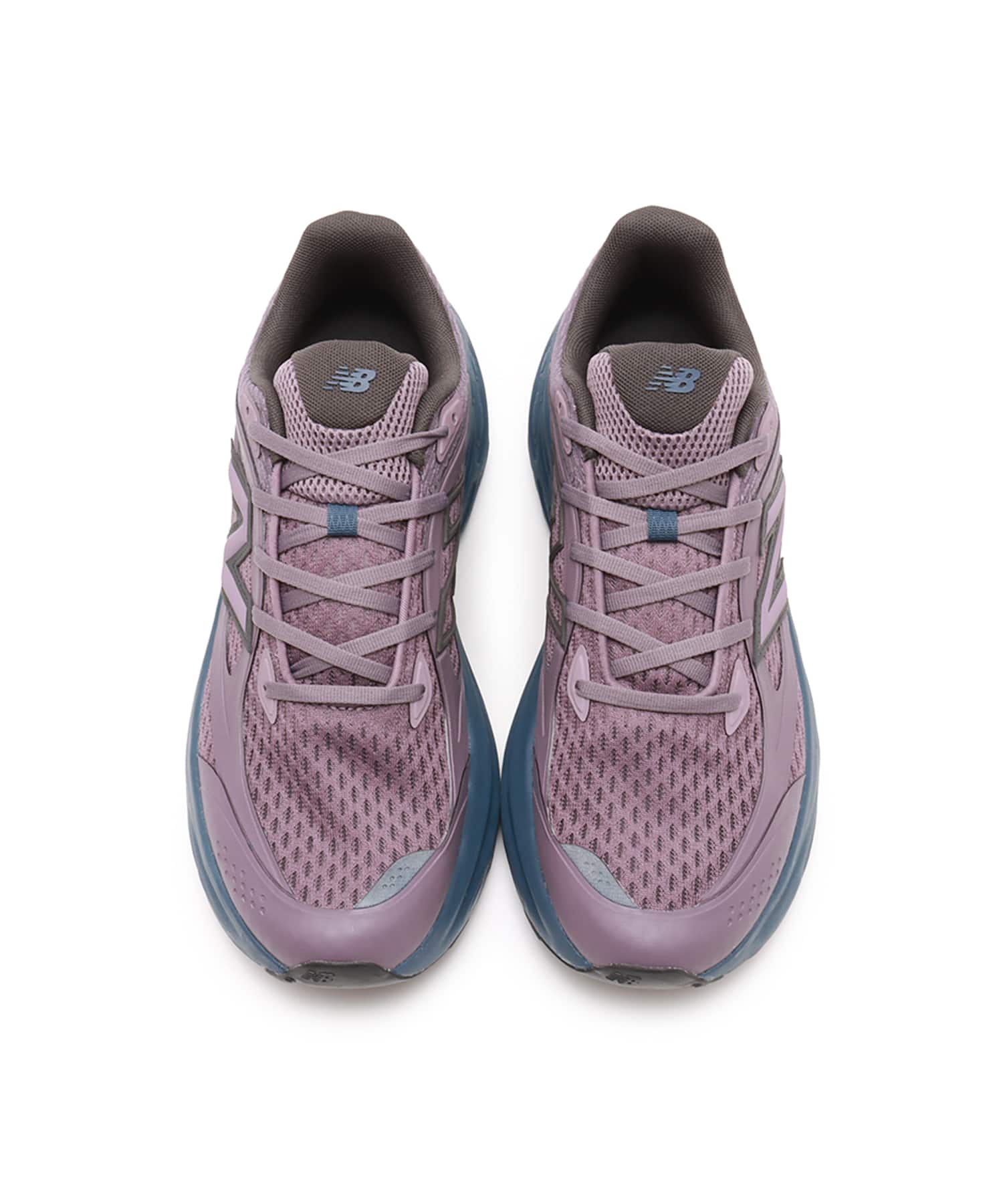 New Balance UTRNWB PURPLEの画像