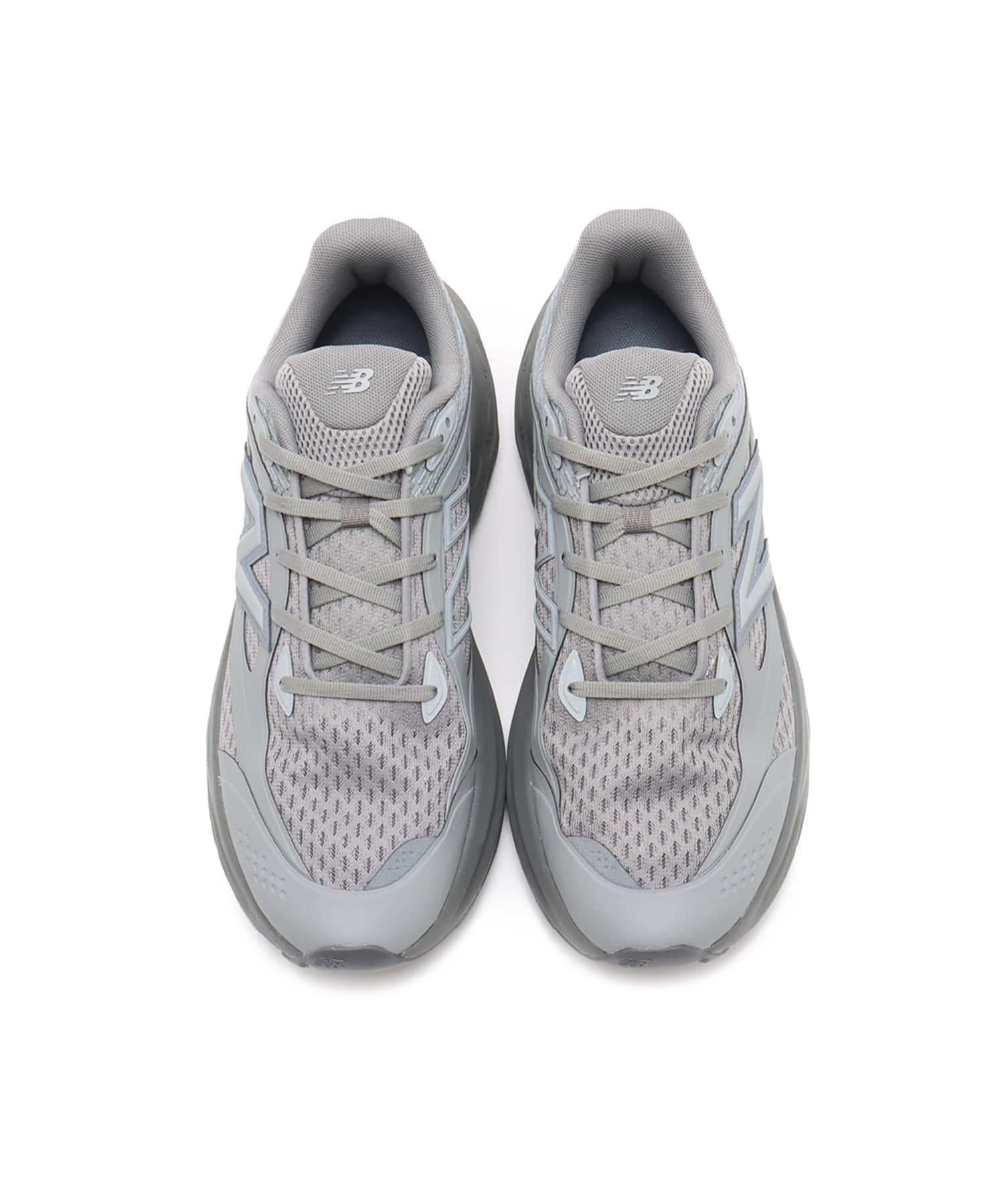 New Balance UTRNWC GRAYの画像