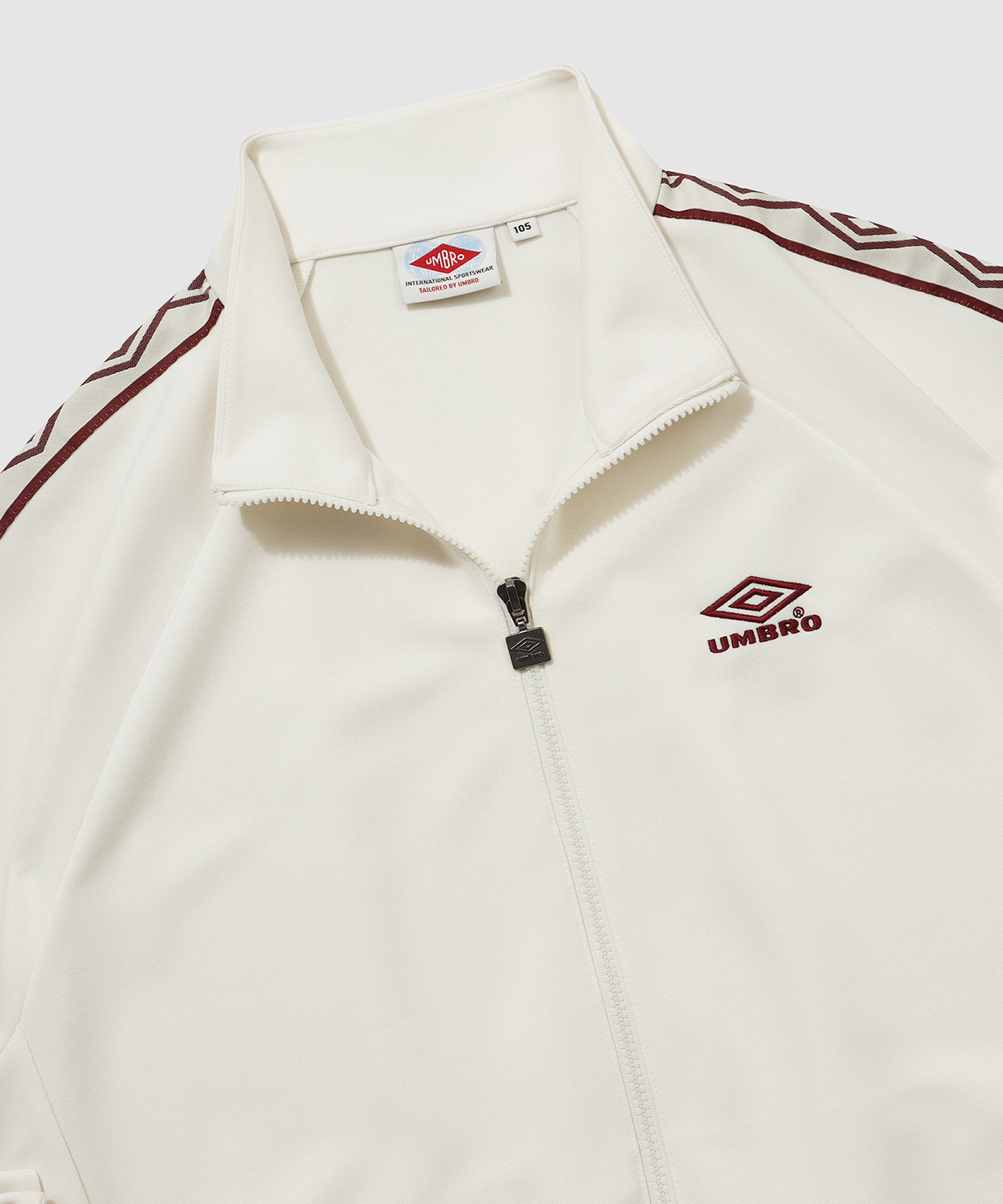 UMBRO 【KOREA COLLECTION】HBL OG STAND-NECK TRACKJACKET ホワイトの画像