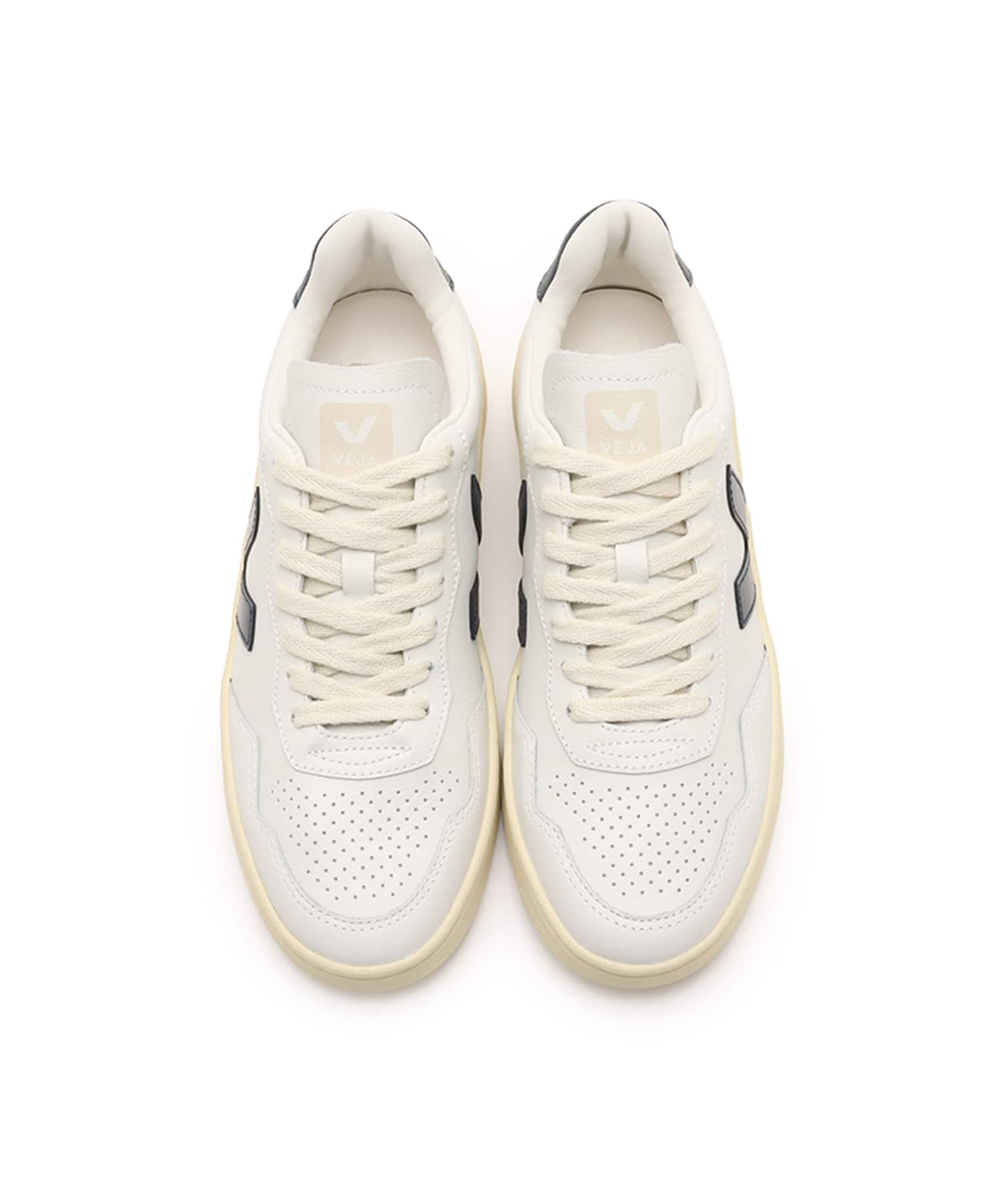 VEJA V-90 EXTRA-WHITE NAUTICOの画像