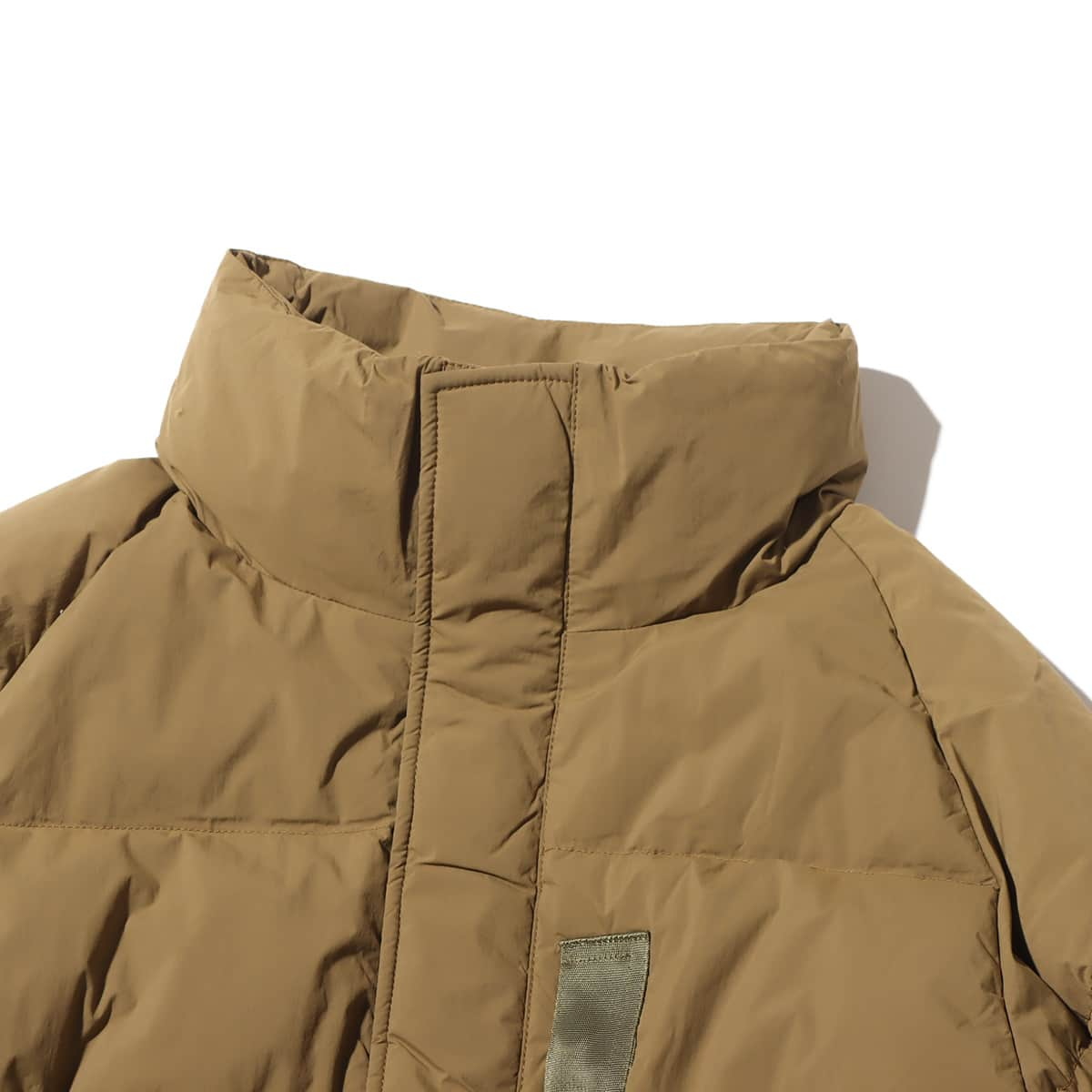 WHITE MOUNTAINEERING x TAION DOWN JACKET KHAKI 23FA-I