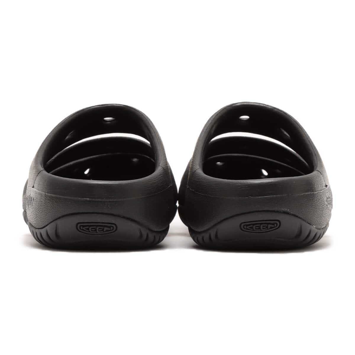 KEEN YOGUI Black/Magnetの画像