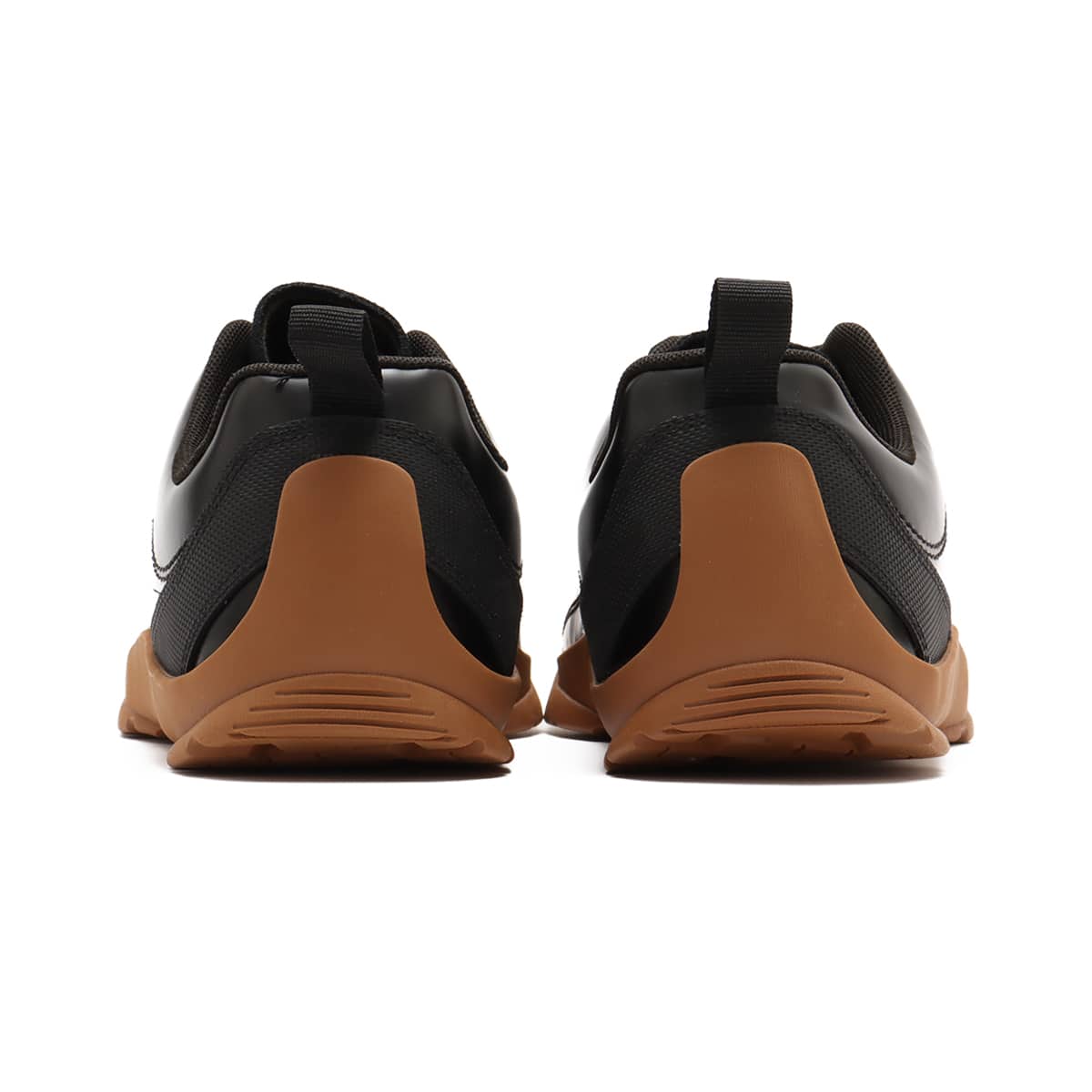 KEEN JASPER BLACK/GUM の画像
