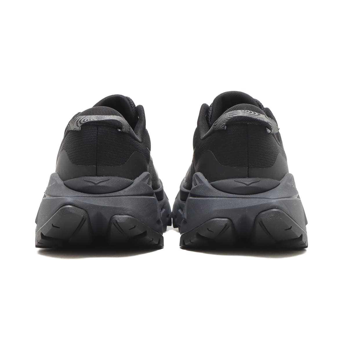 HOKA ONEONE SKYLINE-FLOAT X BLACK / BLACK 23FW-I|atmos（アトモス） 公式オンラインストア