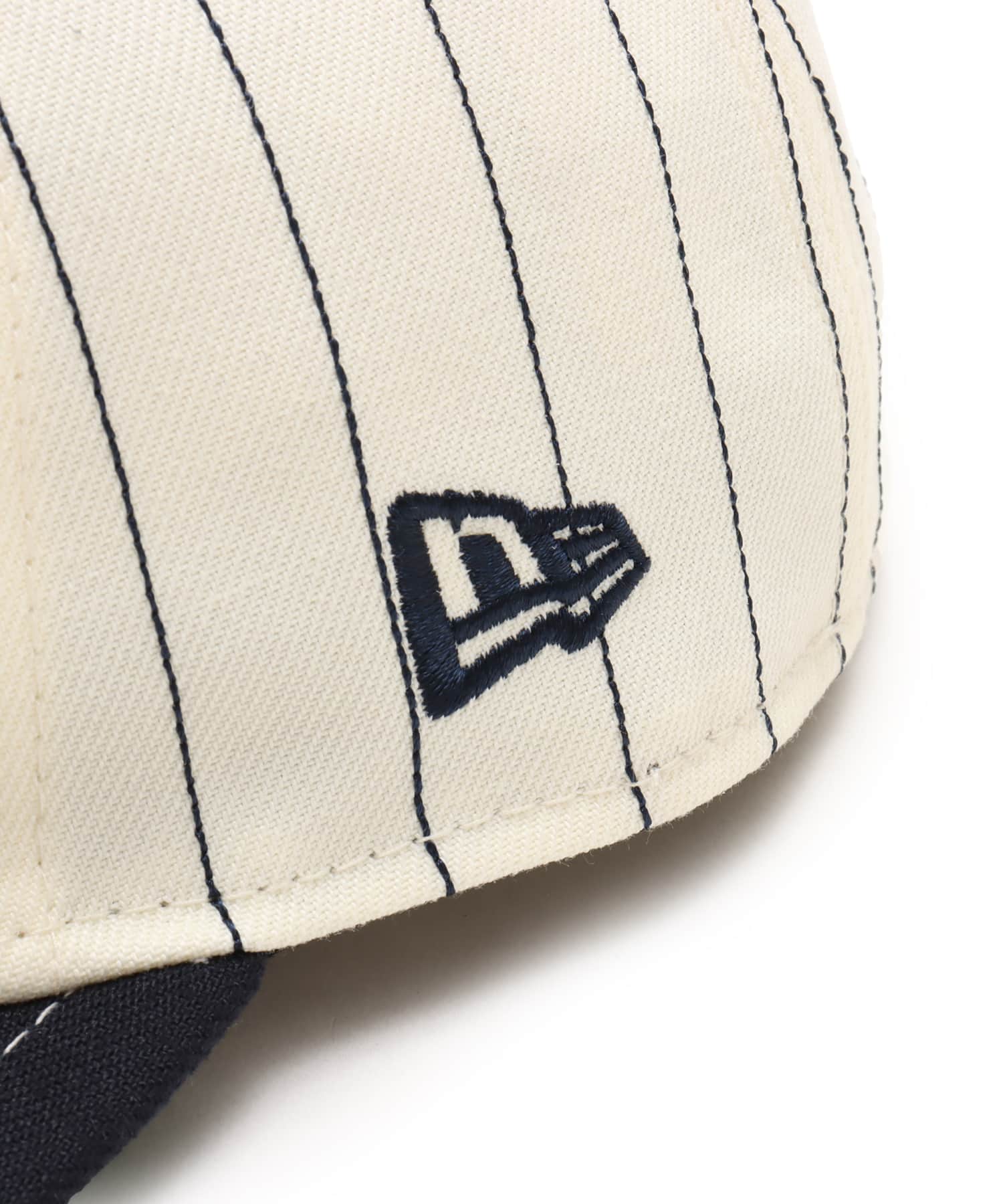 NEW ERA 59FIFTY HERITAGE New York Yankees COOPERSTOWN CHROME PINSTRIPE NAVY VISOR NAVYの画像
