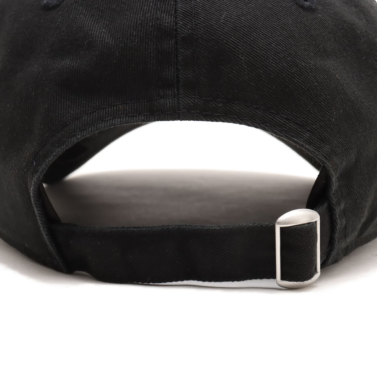 NEW ERA 9TWENTY THE MET MINI LOGO BLACKの画像