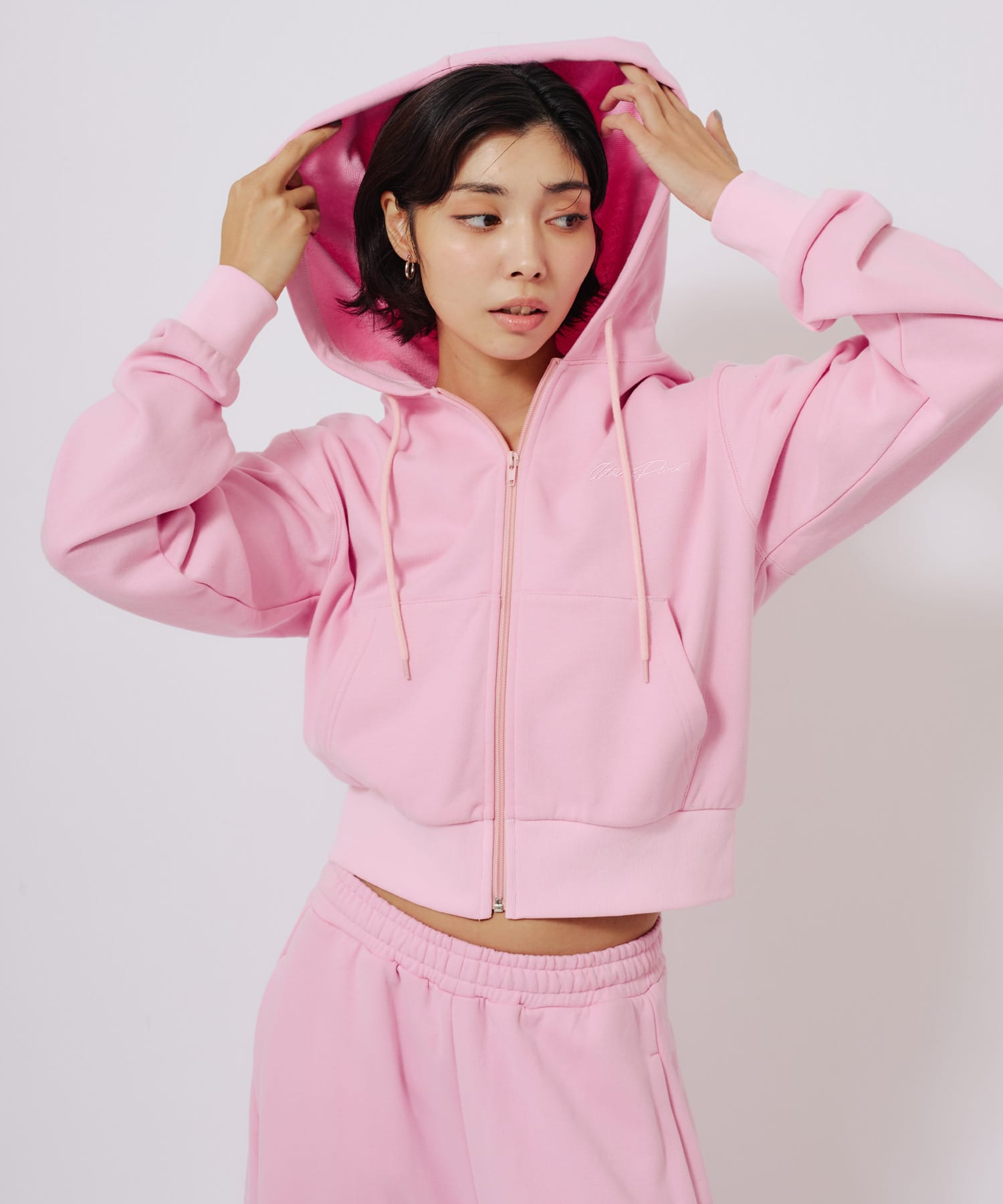atmos pink Compact Zip Up Hoodie PINKの画像
