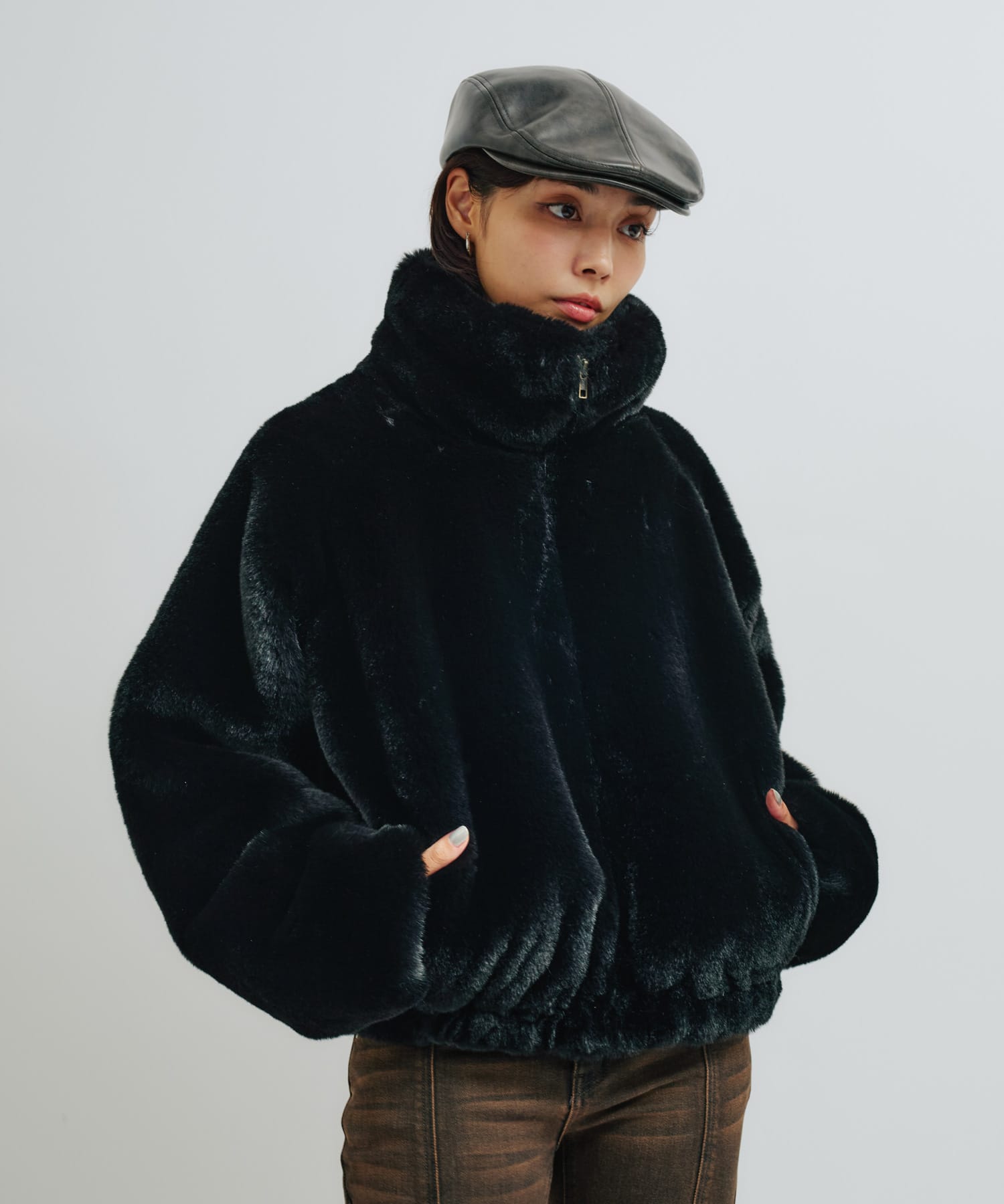 atmos pink Faux Fur Zip Blouson BLACKの画像