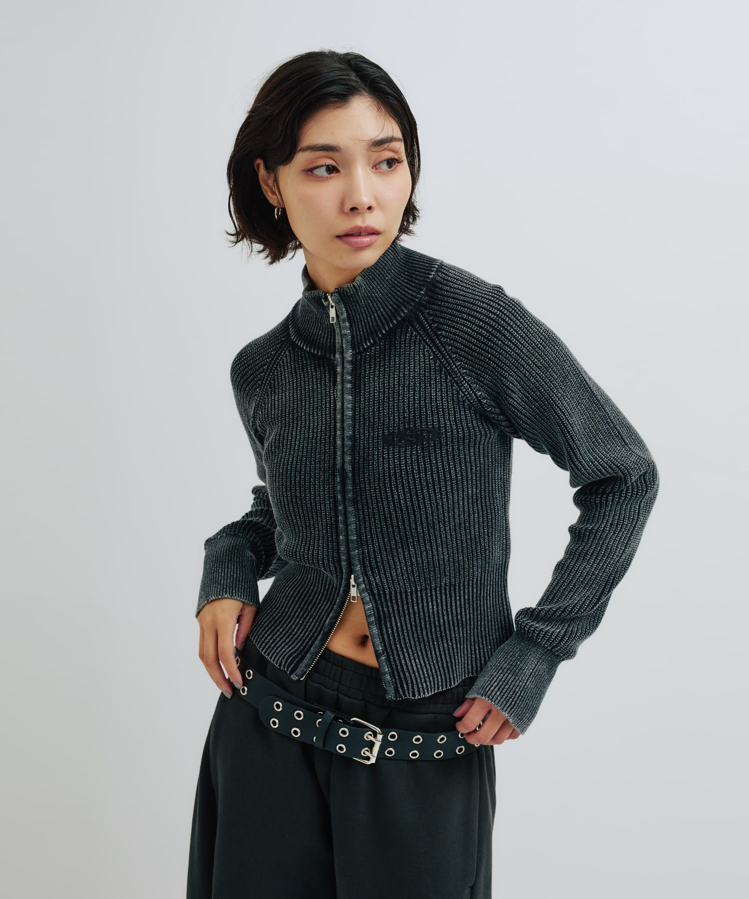 atmos pink Washed Zip Up Knit CHARCOALの画像