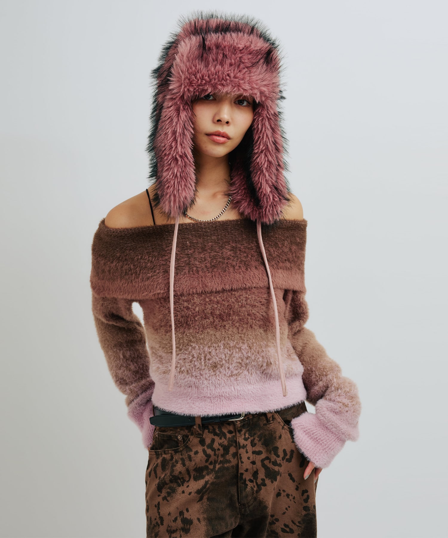 atmos pink Off Shoulder Knit Tops PINKの画像