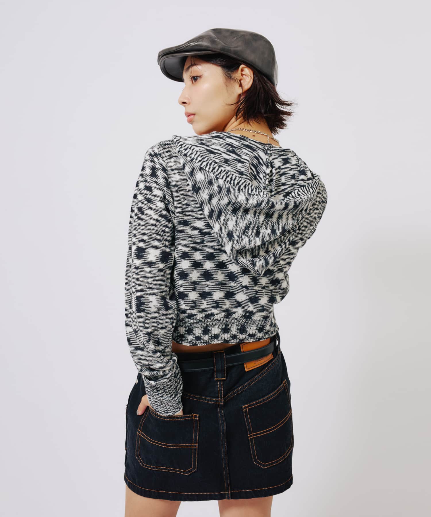 atmos pink Short Zip Knit Hoodie BLACKの画像