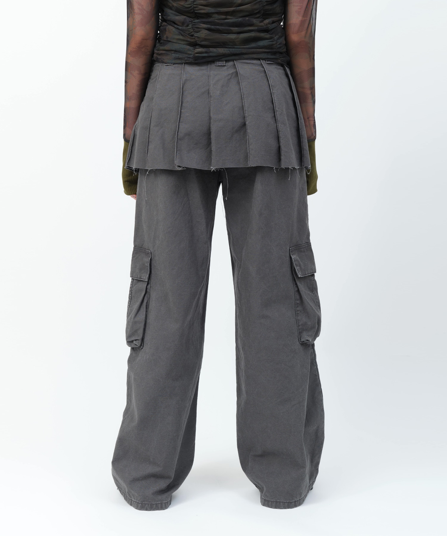 atmos pink Skirt Layered Pants CHARCOALの画像