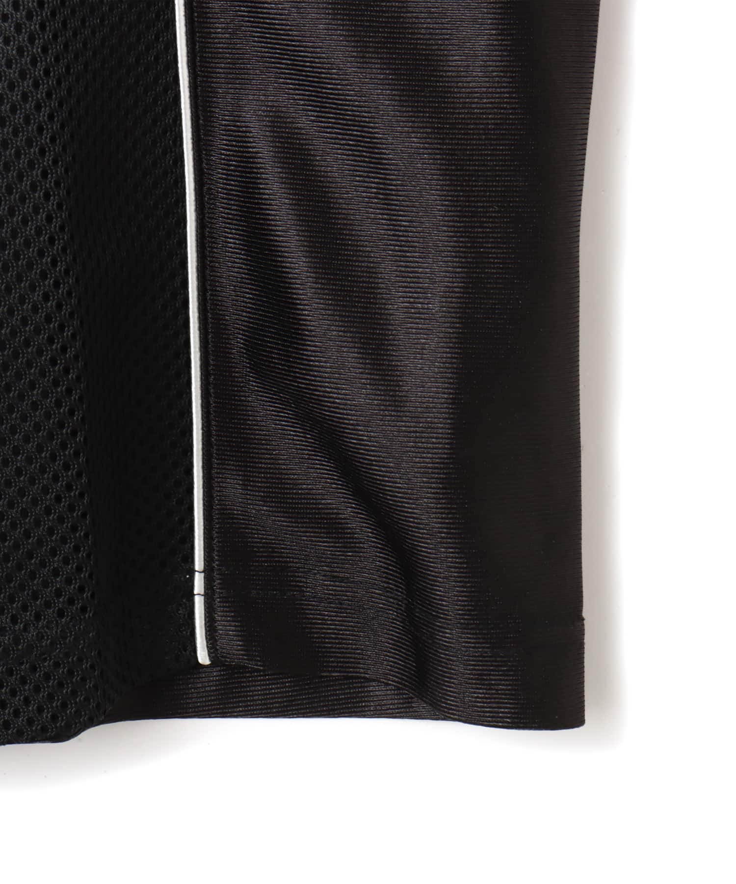 atmos pink Off Shoulder Football T-shirt BLACKの画像
