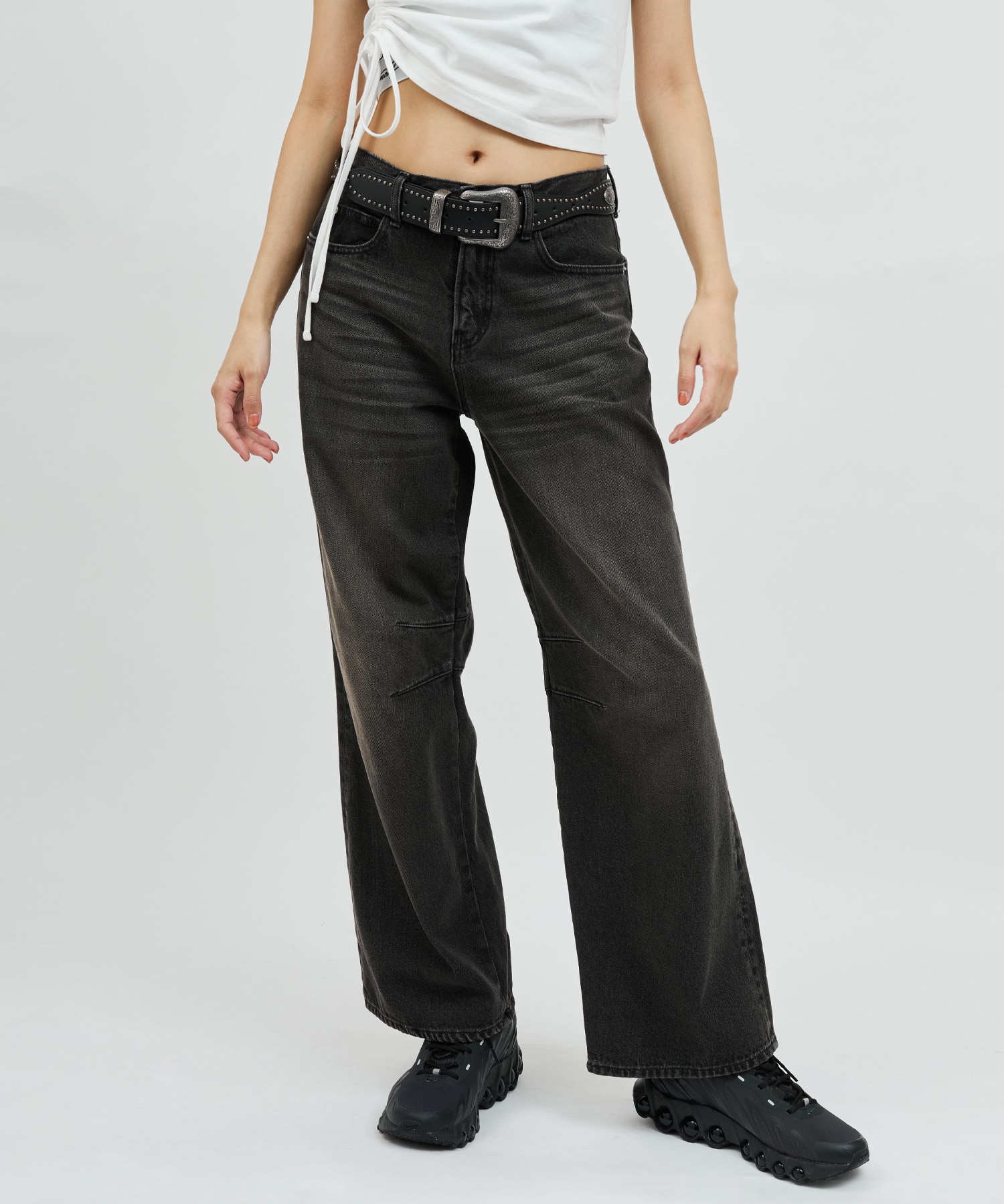 atmos pink Straight Denim BLACKの画像