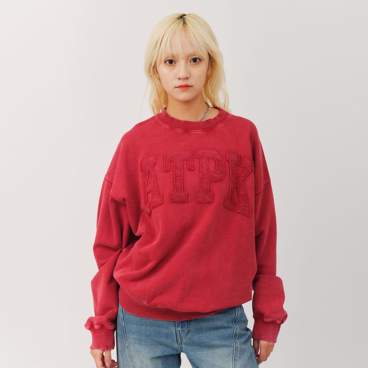 atmos pink Vintage Sweatshirt REDの画像