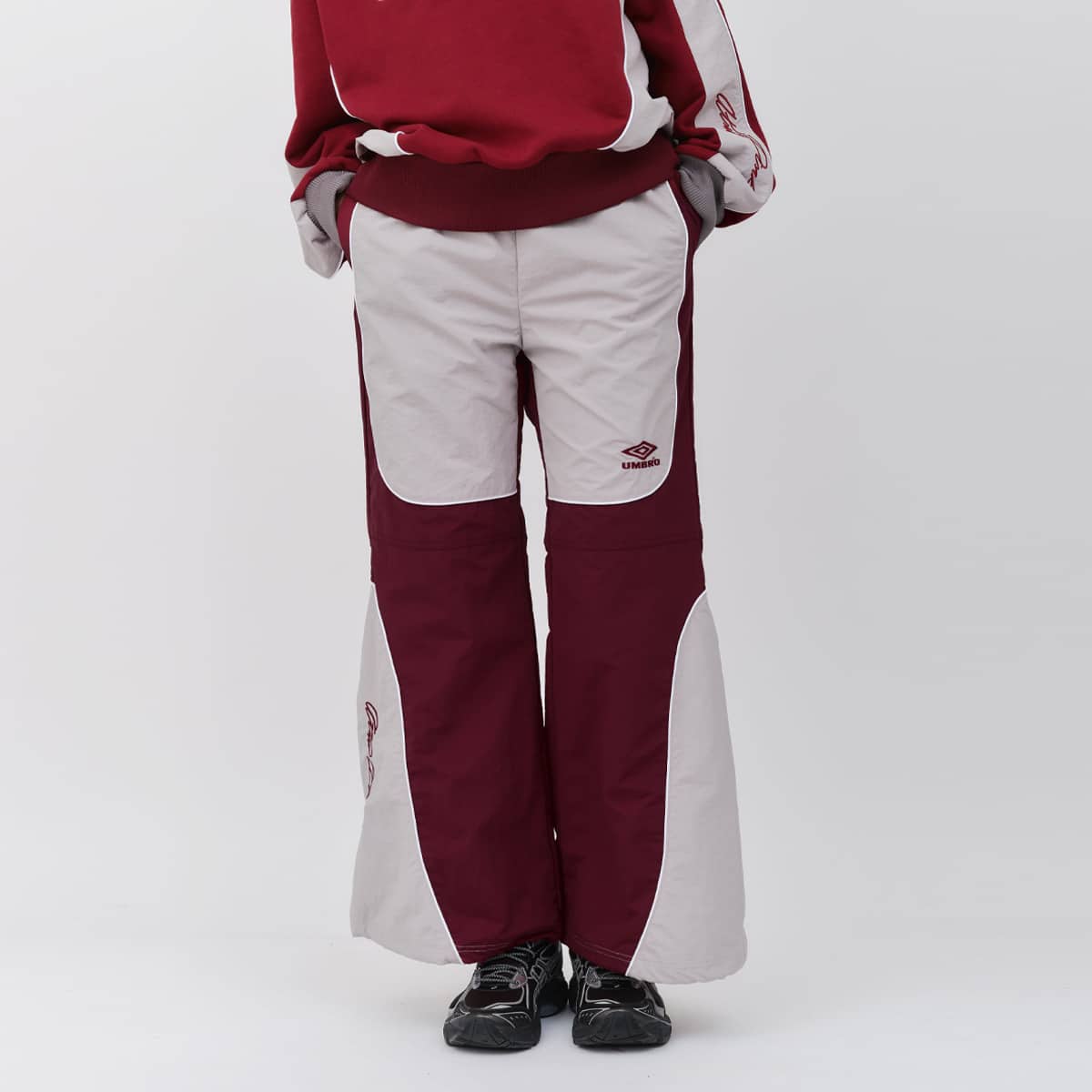 UMBRO × atmos pink Track Pants BURGUNDYの画像