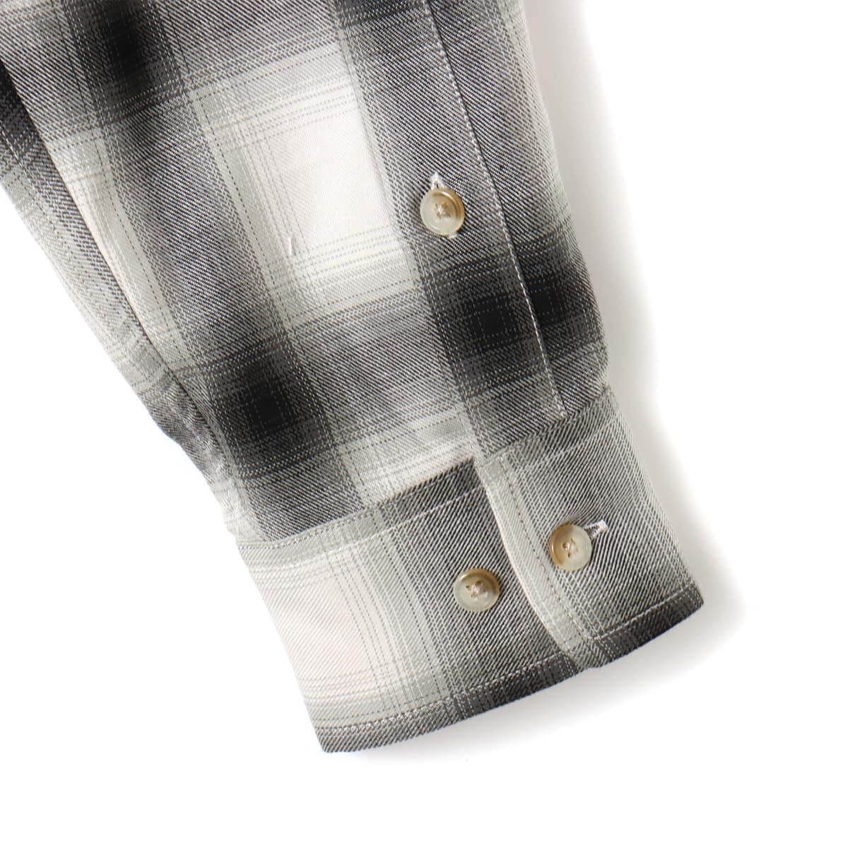 atmos pink Ombre Check Shirt BLACKの画像