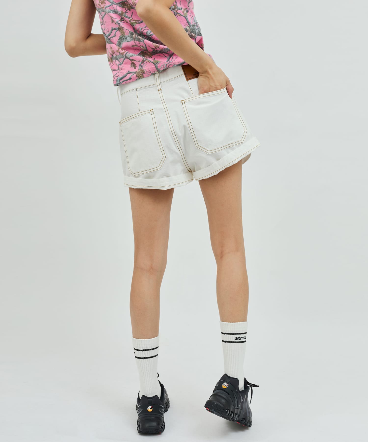 atmos pink Real Tree Camouflage Short Pants WHITEの画像