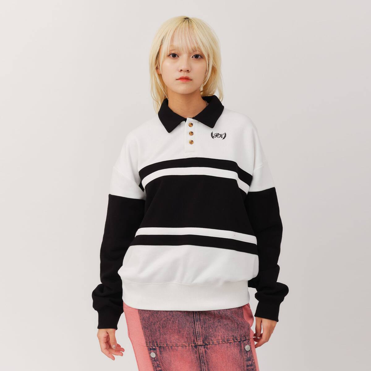 atmos pink Line Polo Sweatshirt WHITEの画像