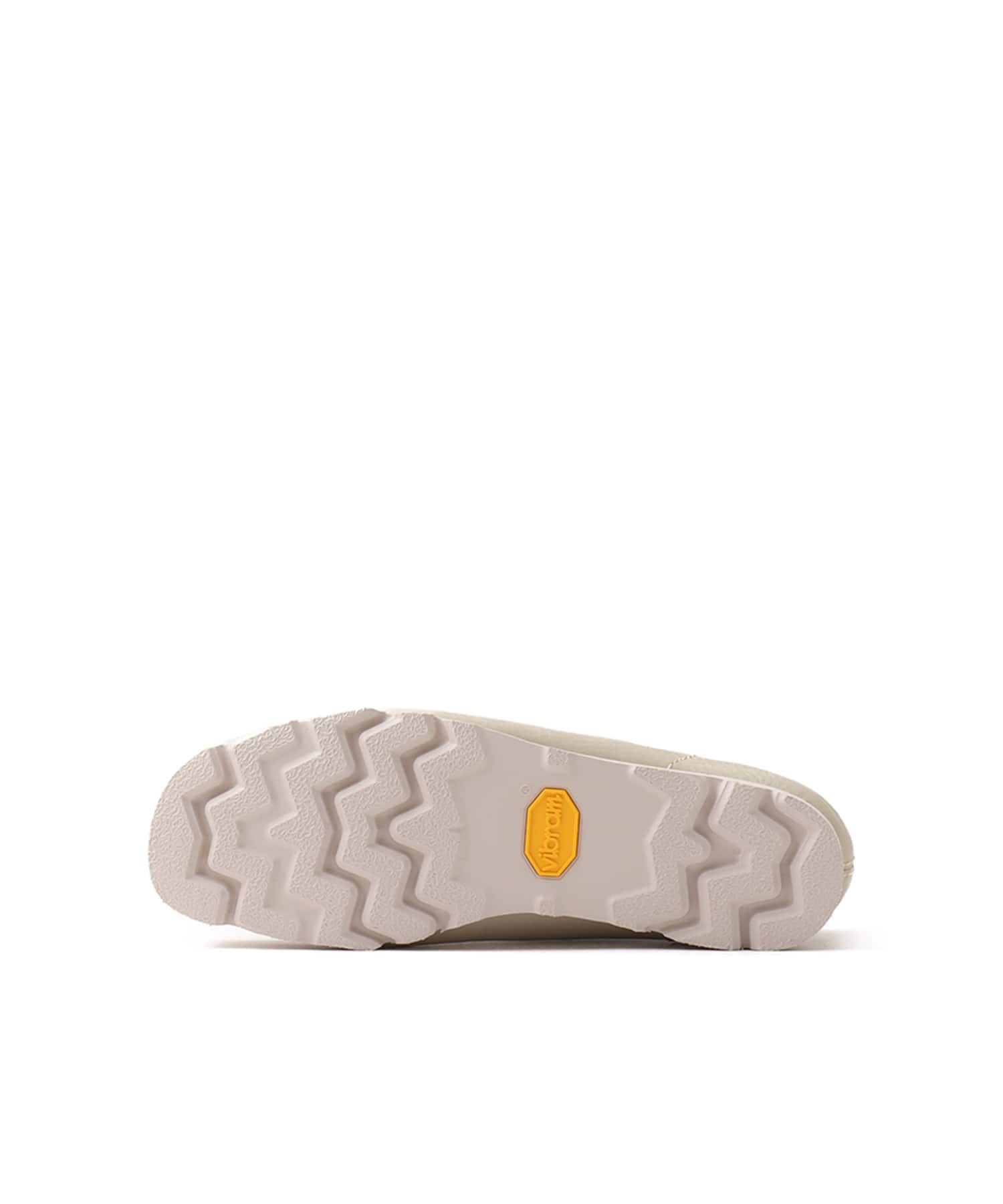 Clarks WallabeeGTX White Leatherの画像