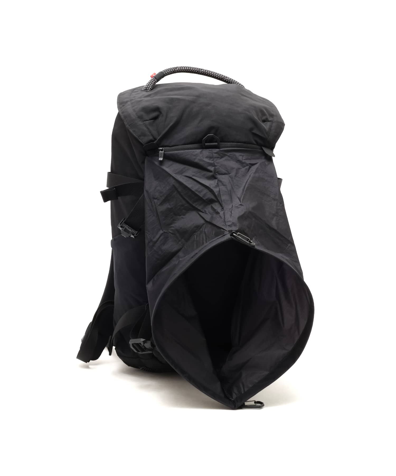 On Speed Pack 24L Elite BLACK | MAGNETの画像