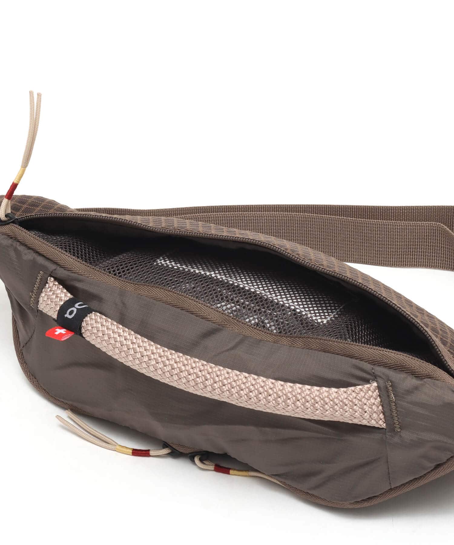 On Waist Pack 2L Lite 1 U Year of the Horse Grizzlyの画像