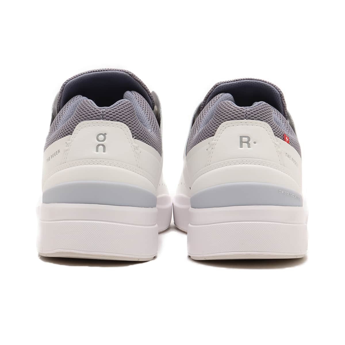 On THE ROGER Advantage 2 M White | Fossilの画像