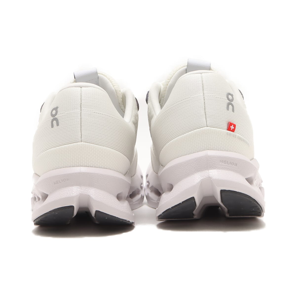 On Cloudsurfer 1 White | Frost の画像