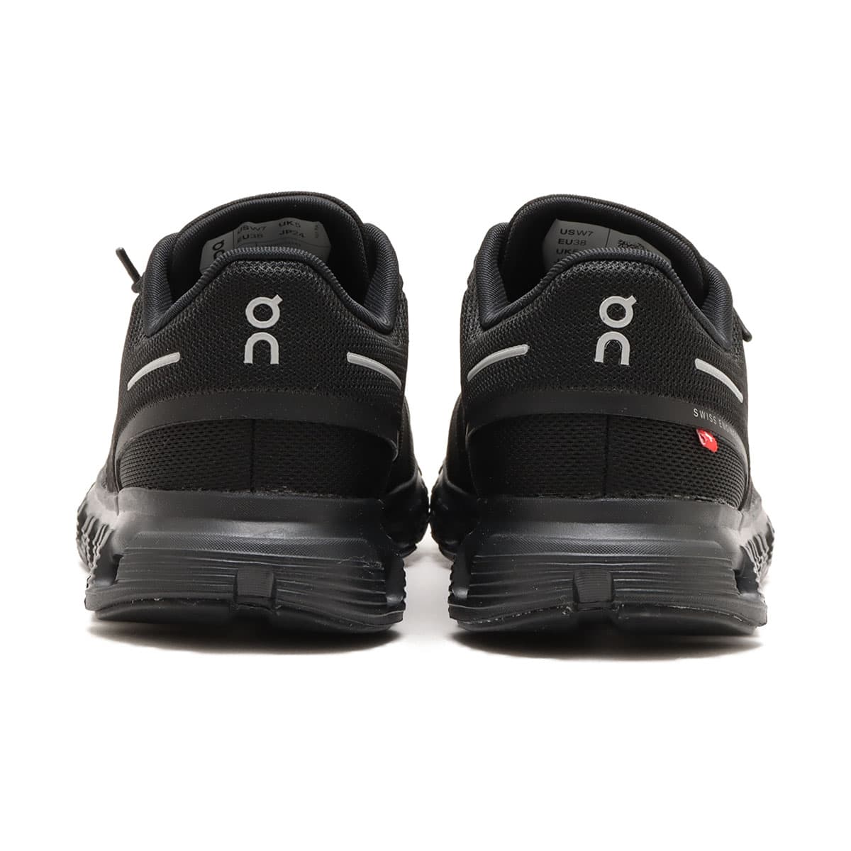 On Cloud 6 W Black | Blackの画像