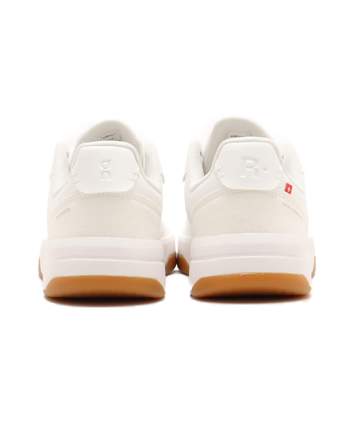 On THE ROGER Clubhouse 3 W White | Ivoryの画像
