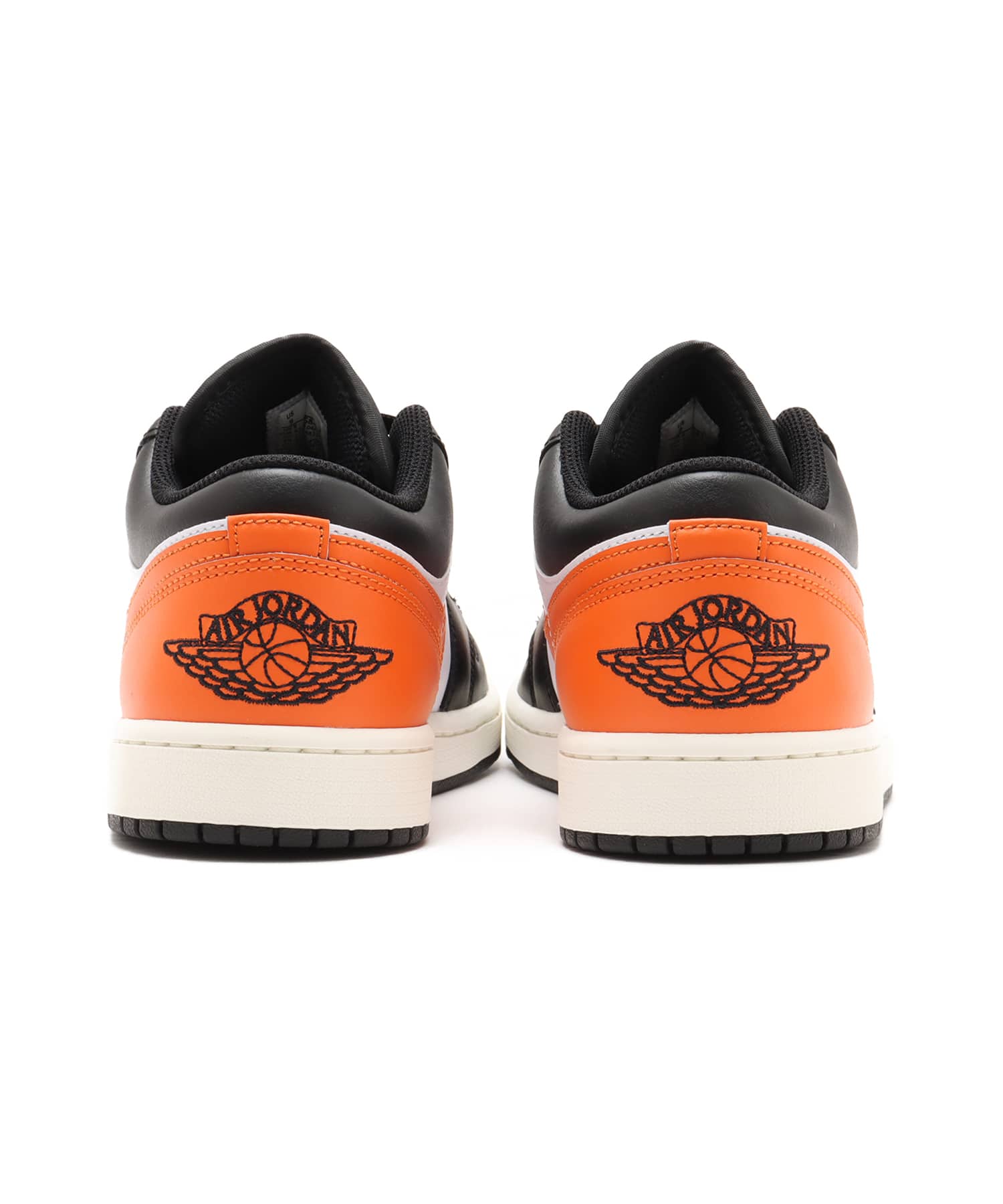 JORDAN BRAND AIR JORDAN 1 LOW BLACK/STARFISH-WHITE-SAILの画像