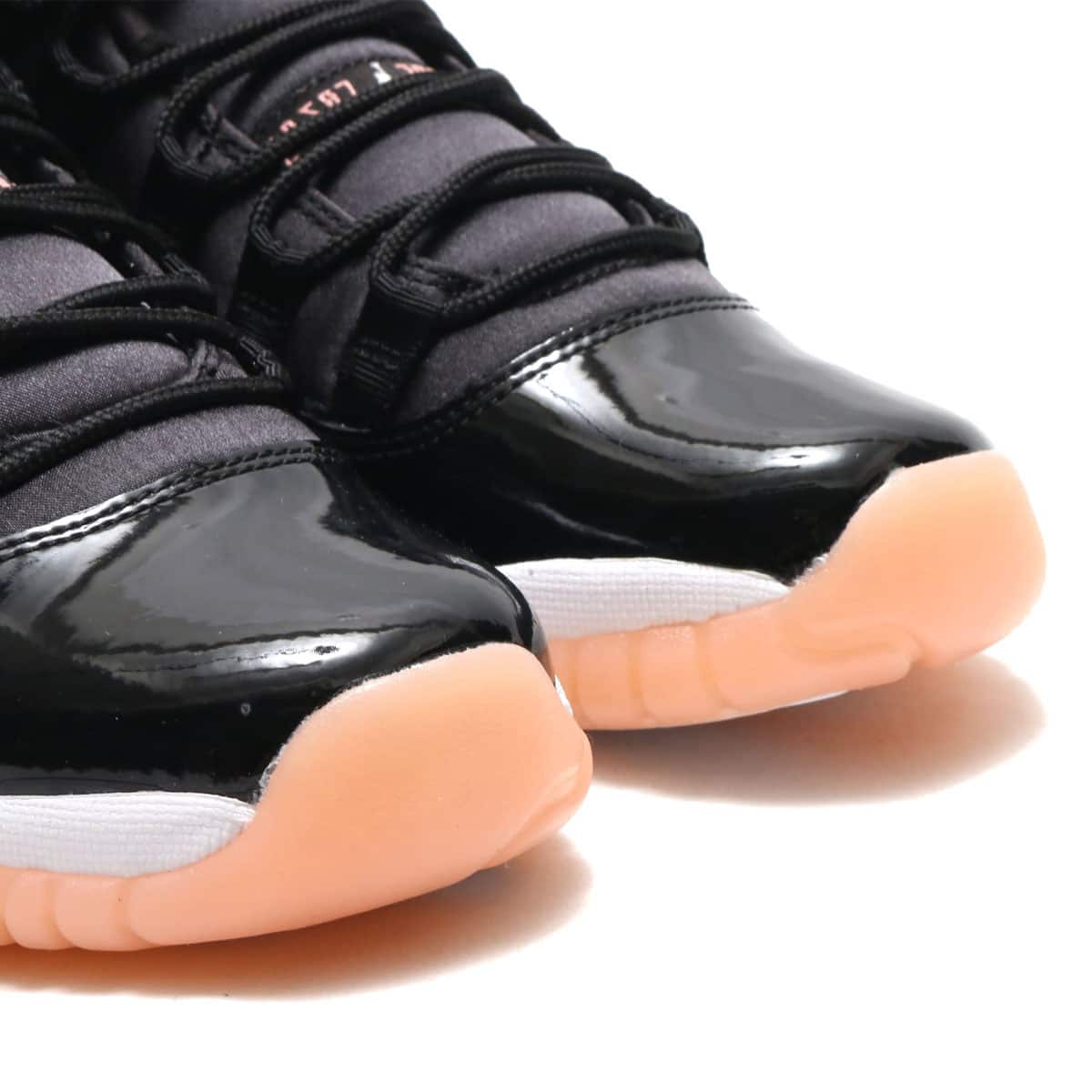 Air Jordan 11 Low Bleached Coral Black Youth 580521-013 Lot Size