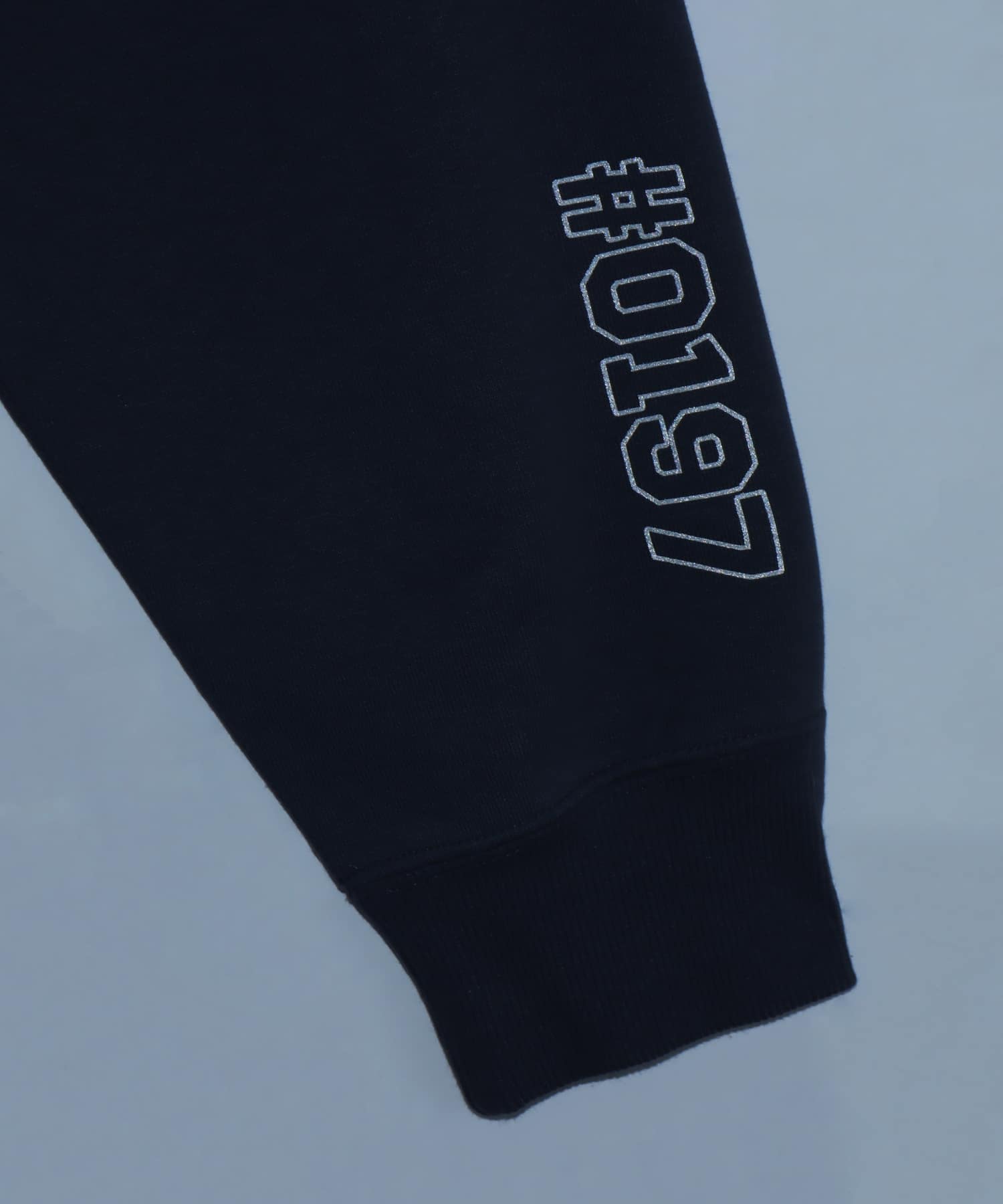 PUMA PUMA X POKEMON RELAXED GRAPHIC HOODIE TR STRONG GRAYの画像