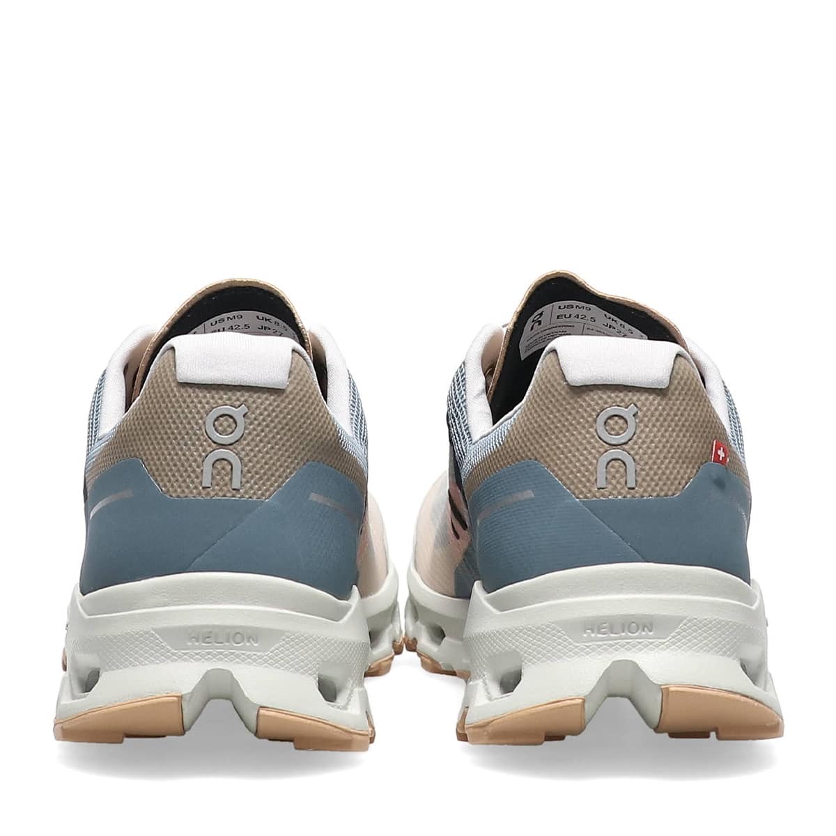 On Cloudvista Navy / Mineralの画像