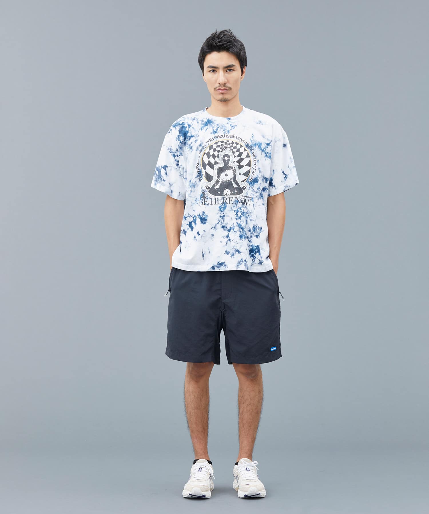 LIBERAIDERS BE HERE NOW TIE-DYE TEE TIE DYEの画像